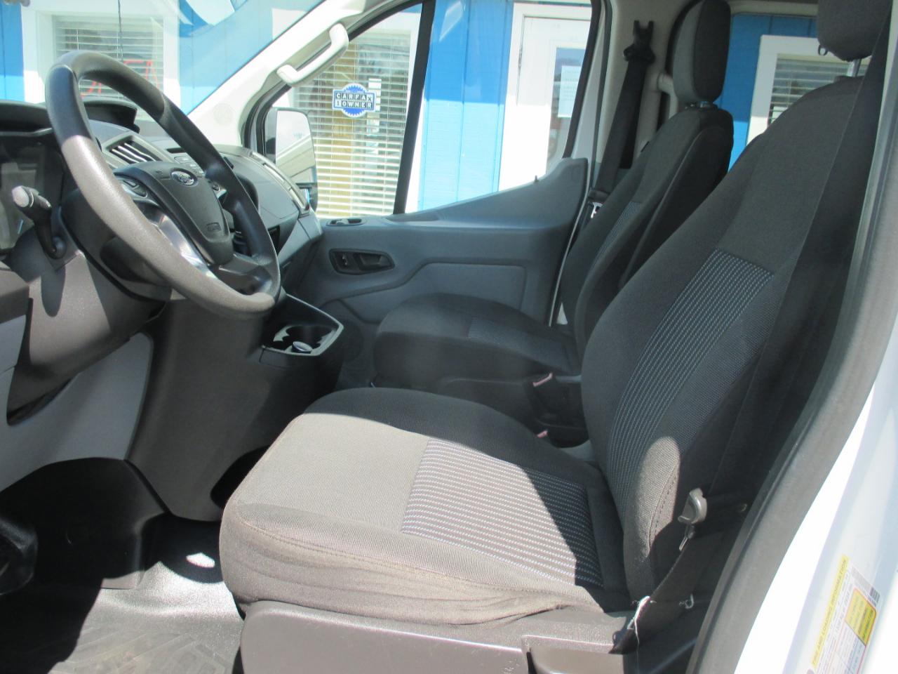 Ford Transit Passenger Wagon T-350 148" Low Roof XL Swing-Out RH Dr 2018