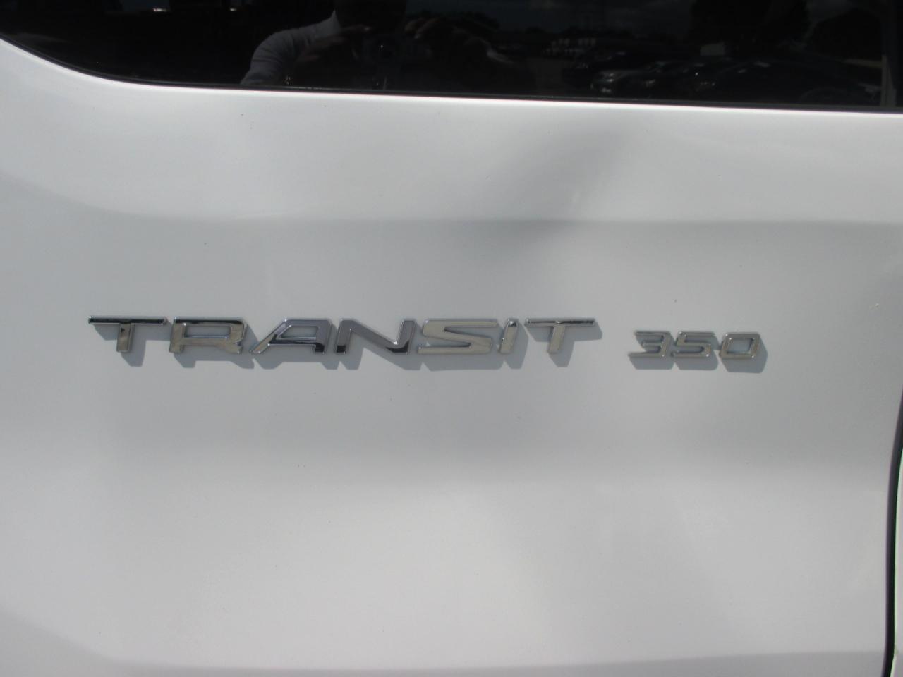 Ford Transit Passenger Wagon T-350 148" Low Roof XL Swing-Out RH Dr 2018