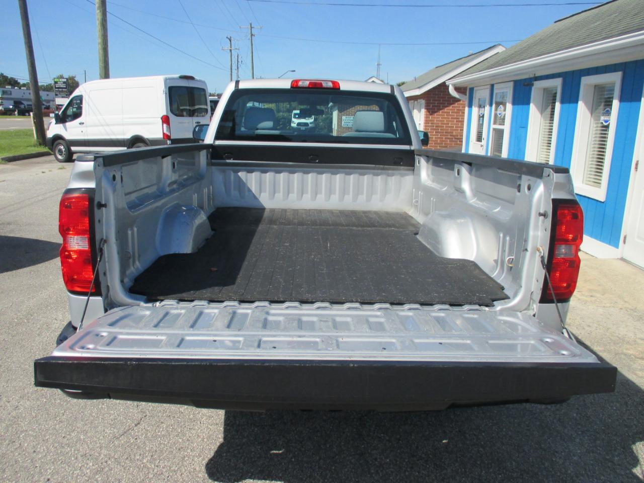 Chevrolet Silverado 1500 2WD Reg Cab 133.0" Work Truck 2016