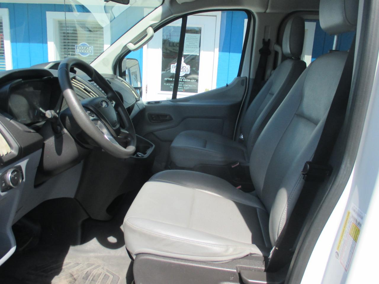 Ford Transit Passenger Wagon T-350 148" Low Roof XL Swing-Out RH Dr 2018