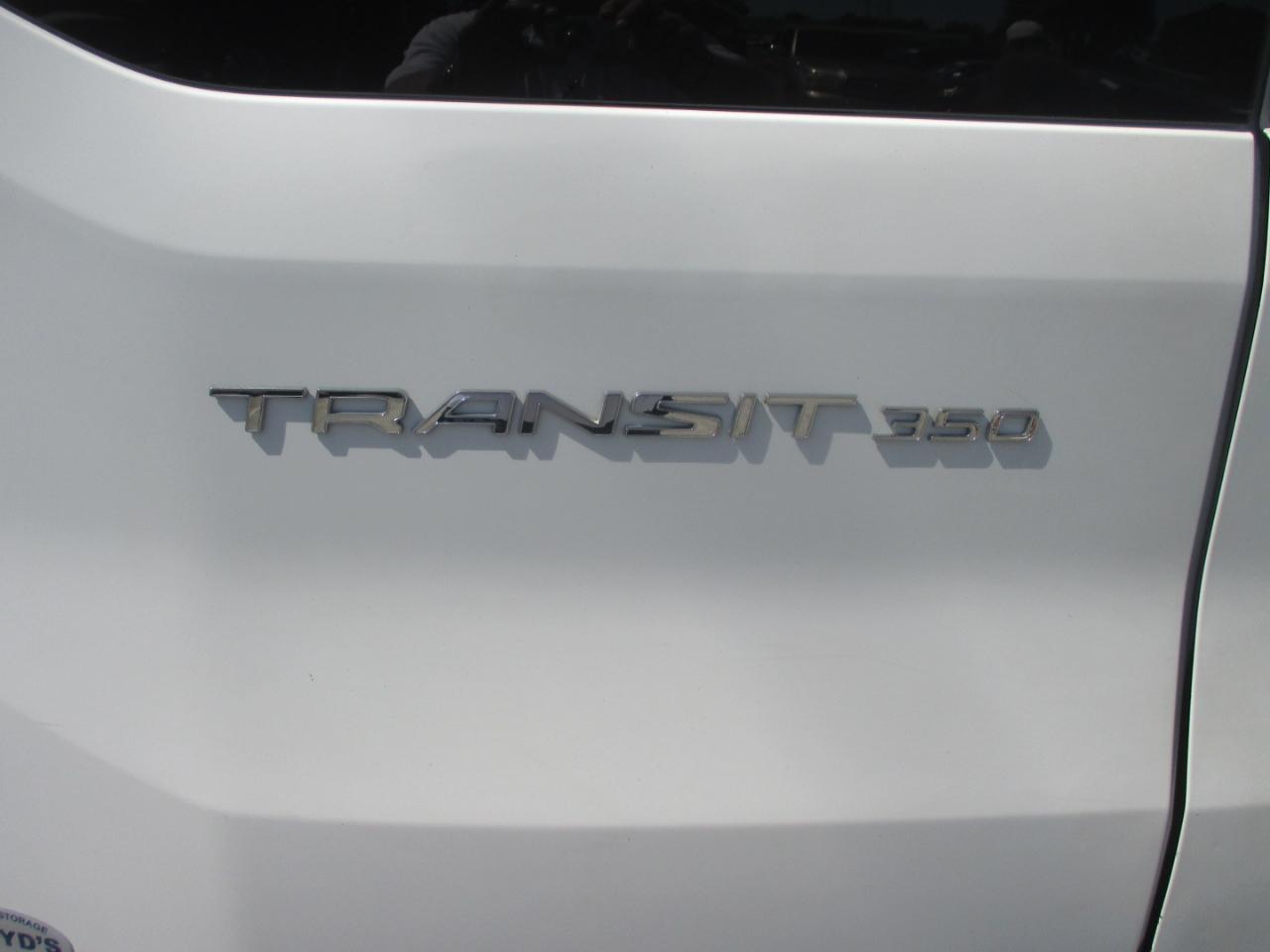 Ford Transit Passenger Wagon T-350 148" Low Roof XL Swing-Out RH Dr 2018