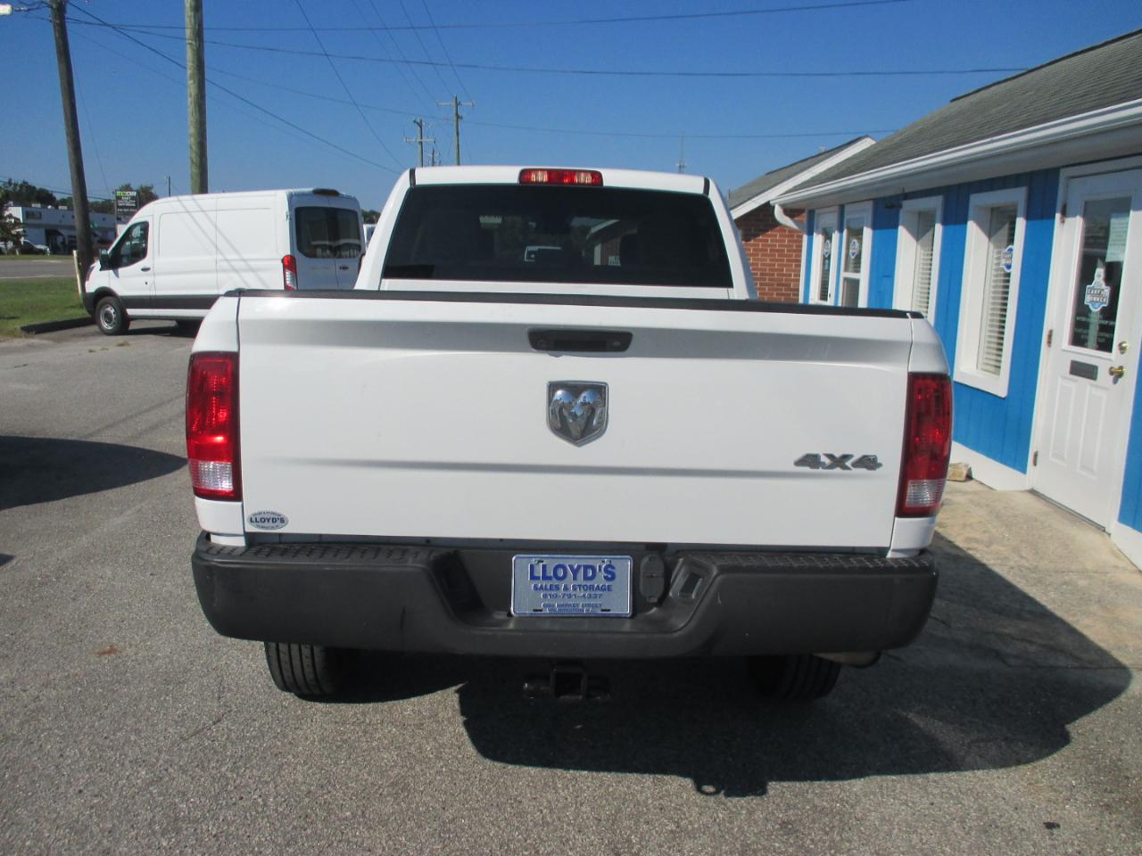 RAM 2500 Tradesman 4x4 Crew Cab 6'4" Box 2018