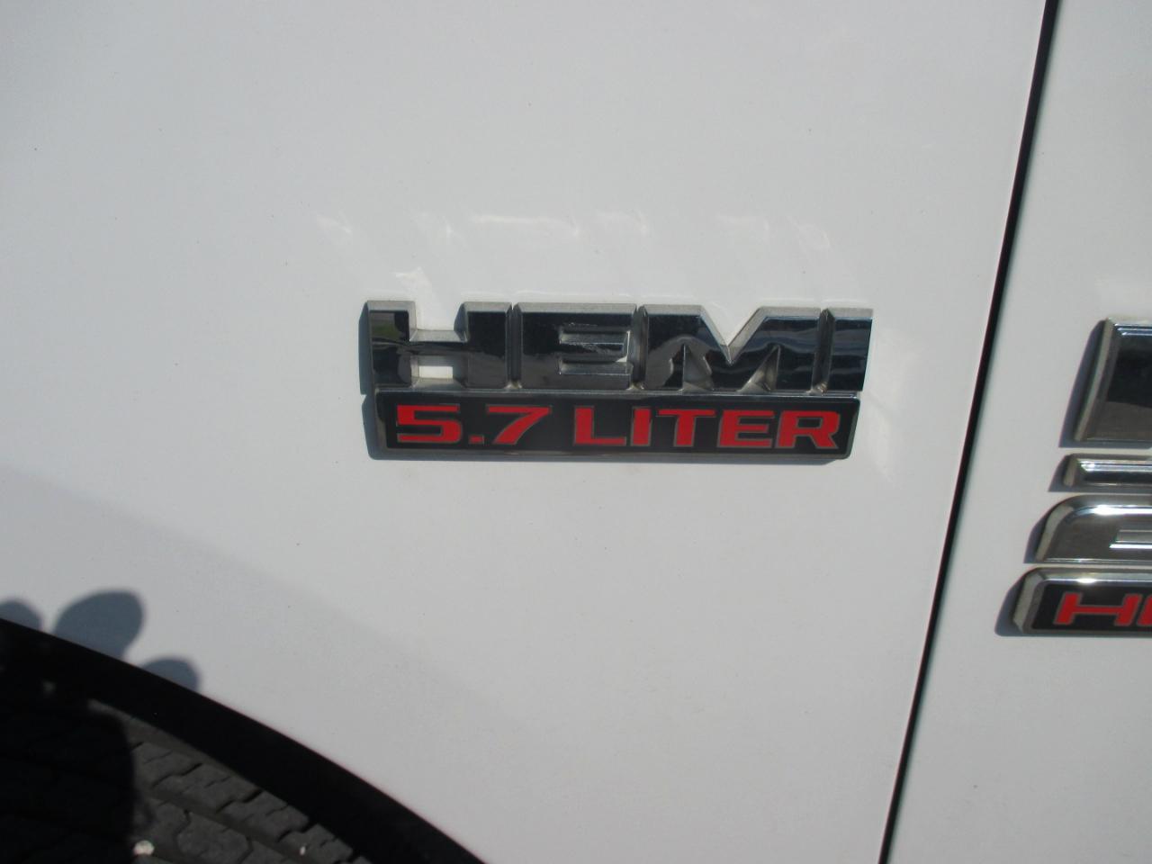 RAM 2500 Tradesman 4x4 Crew Cab 6'4" Box 2018
