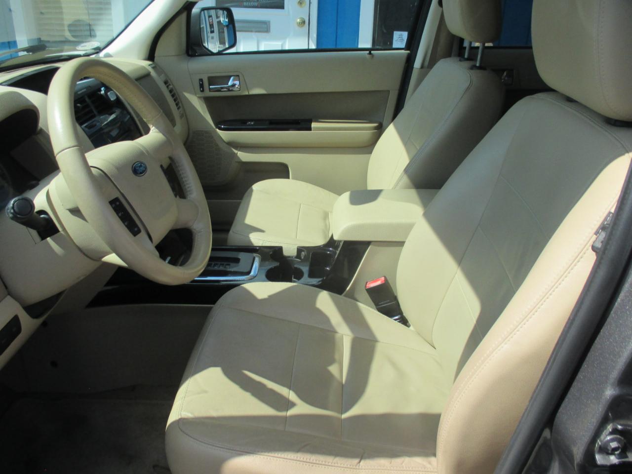 Ford Escape FWD 4dr Limited 2012