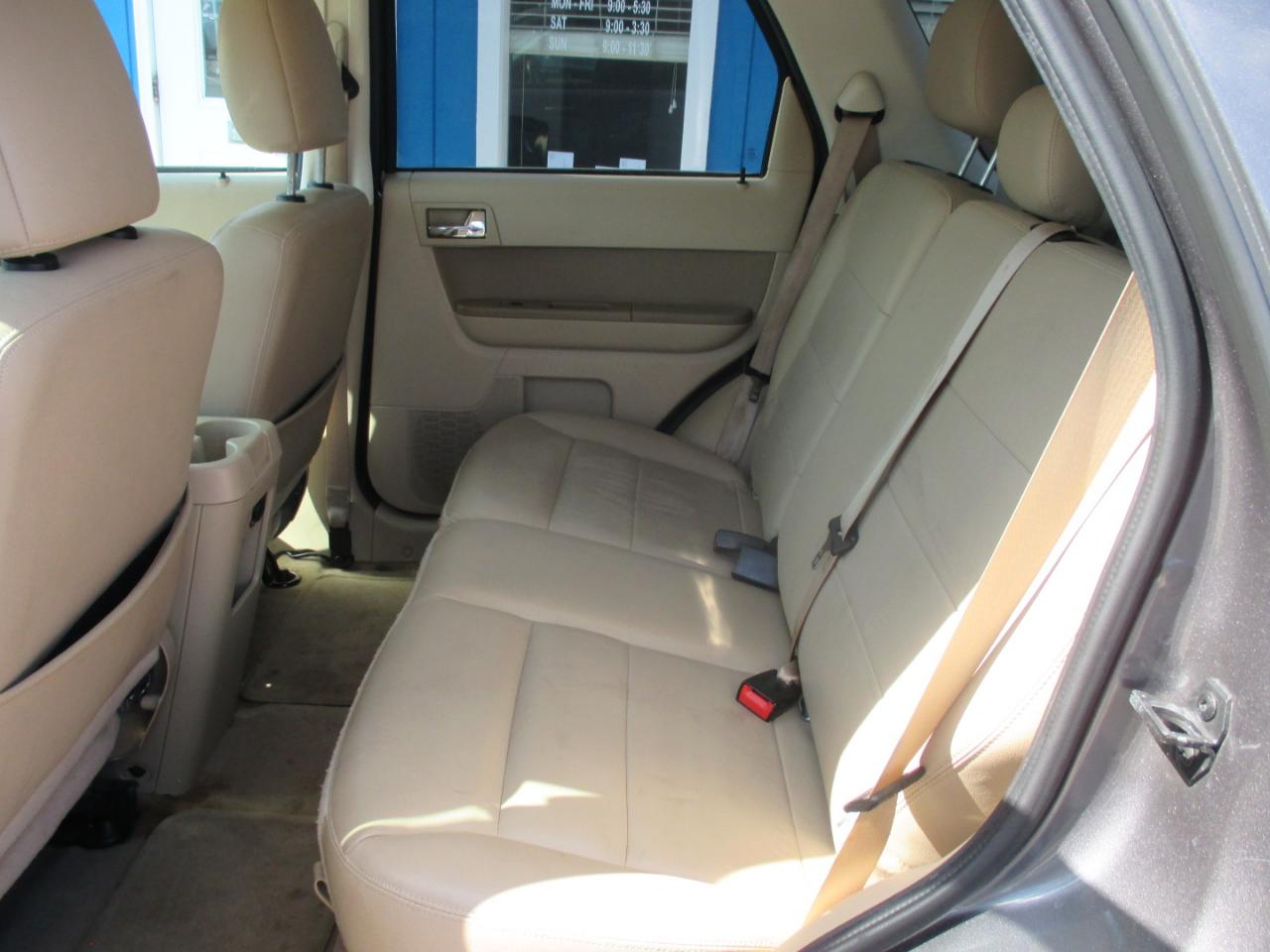 Ford Escape FWD 4dr Limited 2012