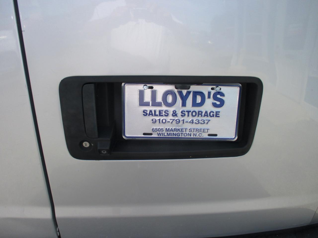 Chevrolet Express Passenger RWD 2500 135" LS 2019