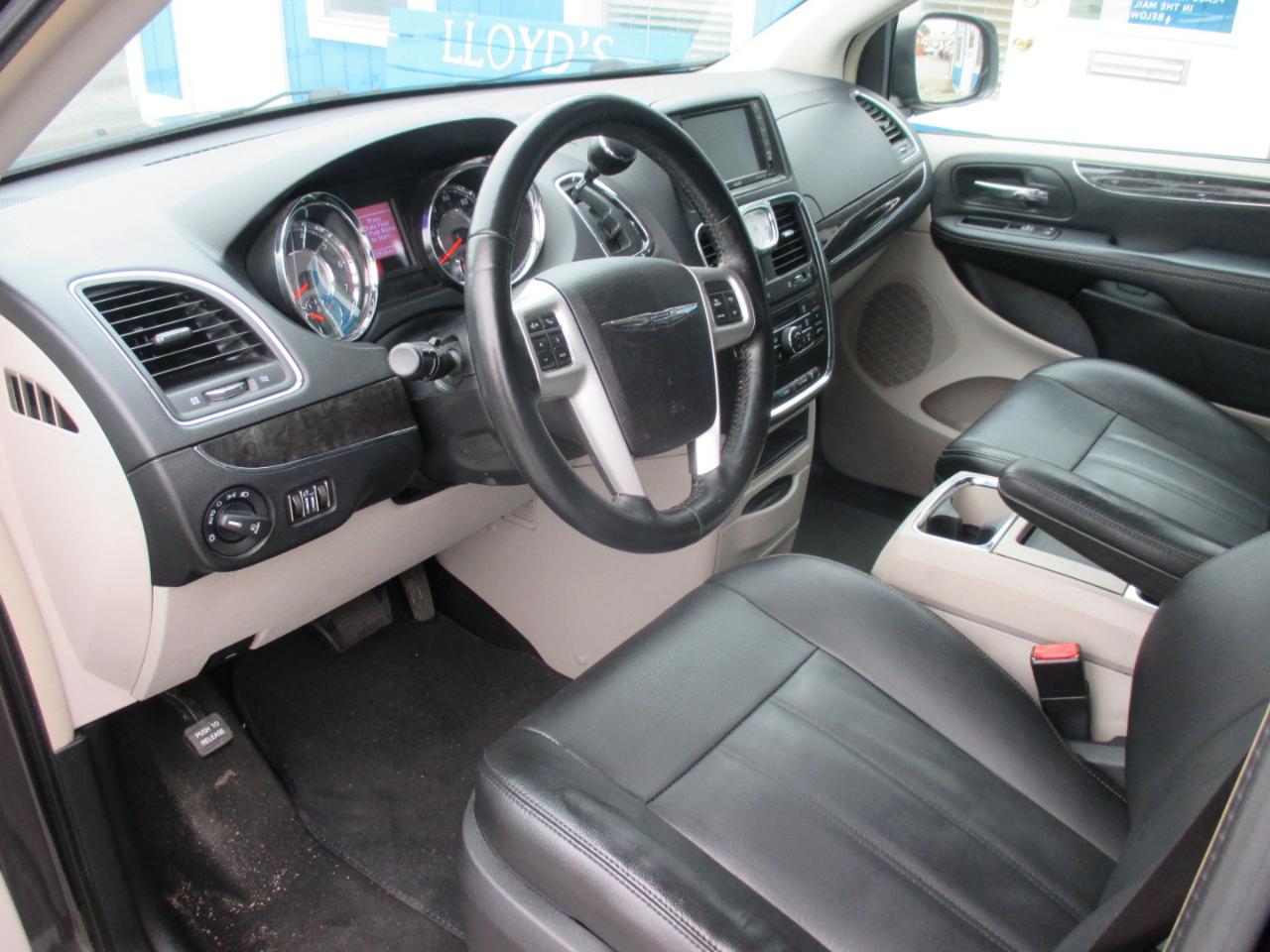 Chrysler Town & Country 4dr Wgn Touring 2015
