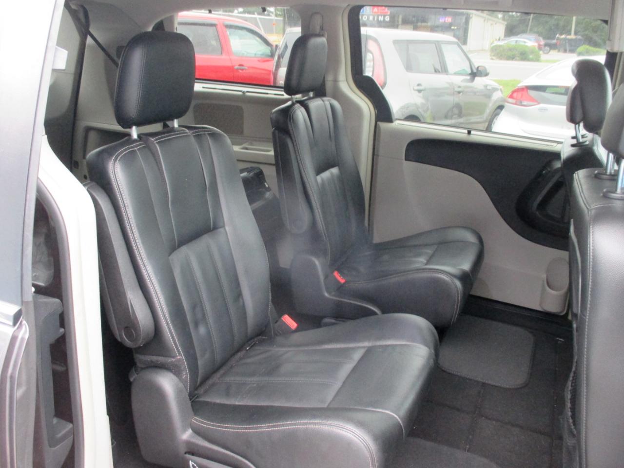Chrysler Town & Country 4dr Wgn Touring 2015
