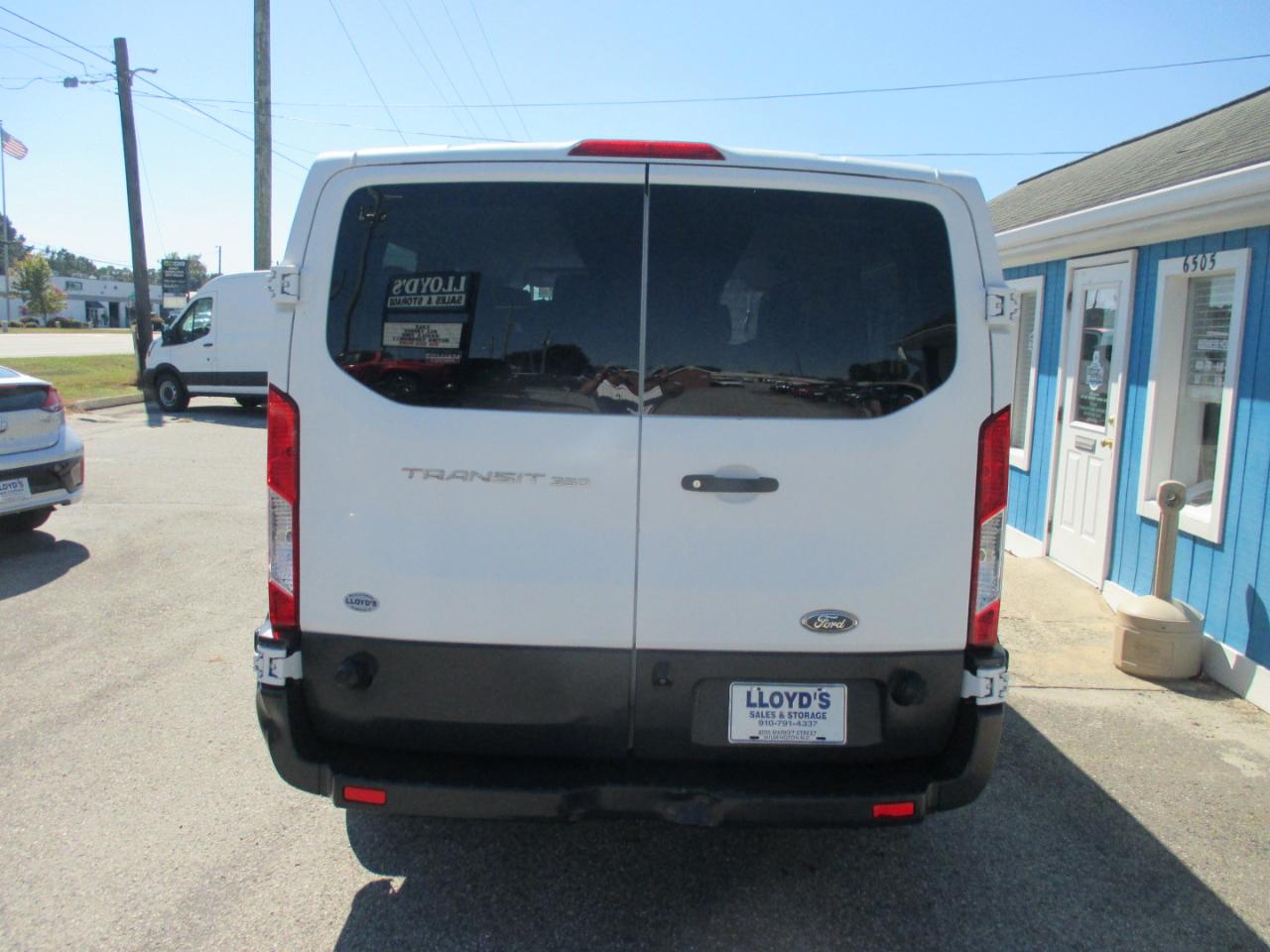 Ford Transit Passenger Wagon T-350 148" Low Roof XL Swing-Out RH Dr 2018