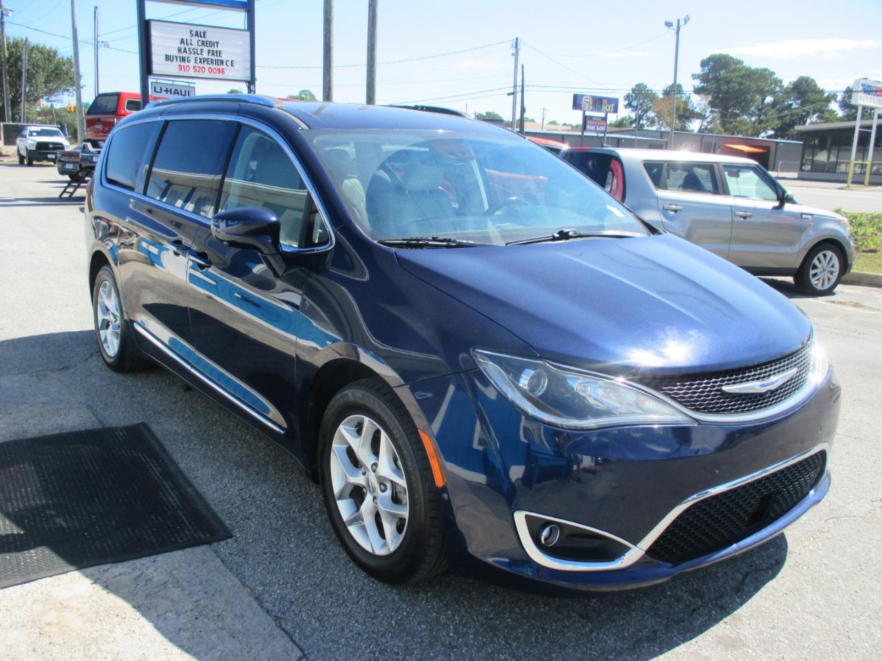 Chrysler Pacifica Touring L 2019