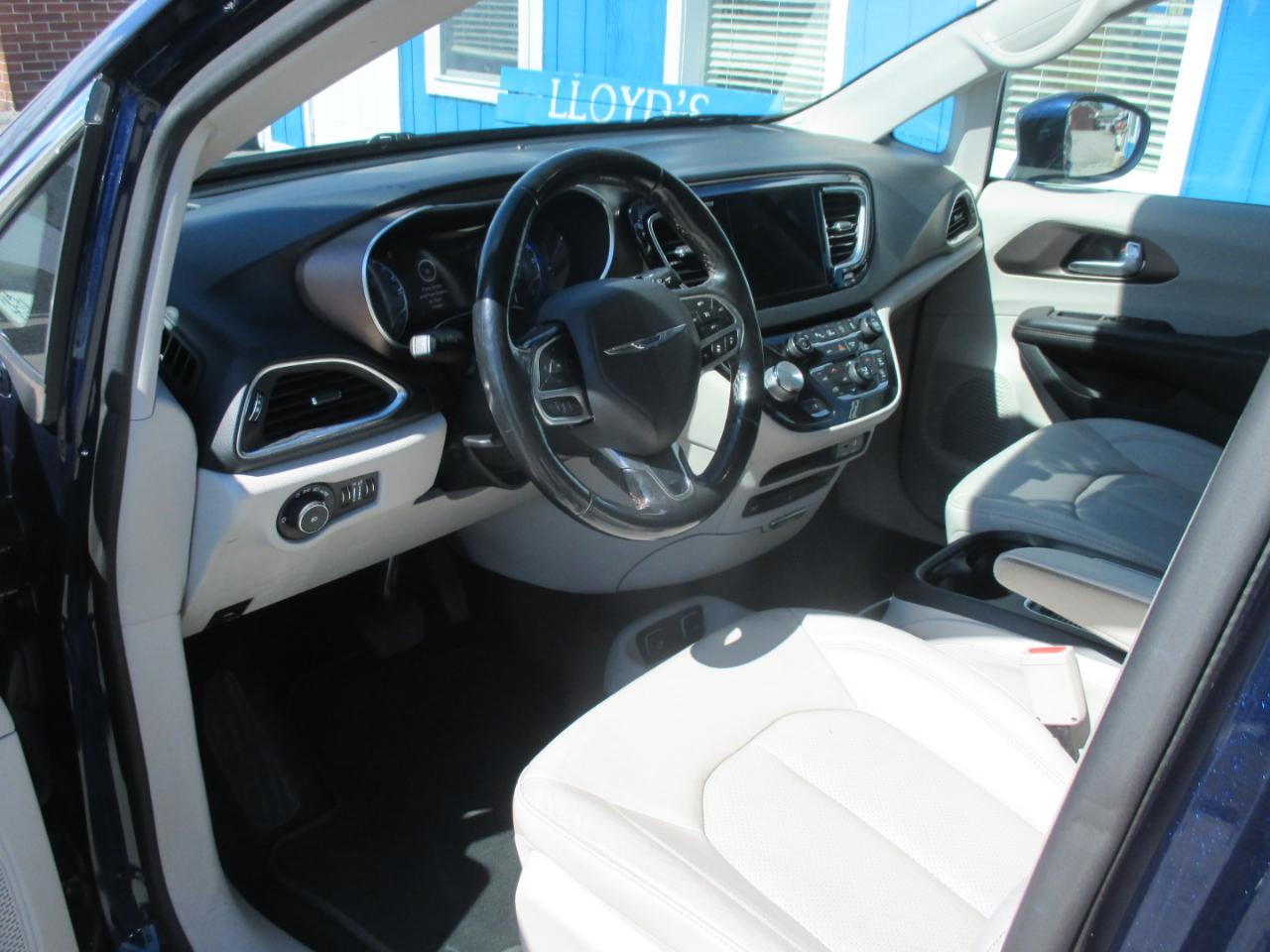 Chrysler Pacifica Touring L 2019