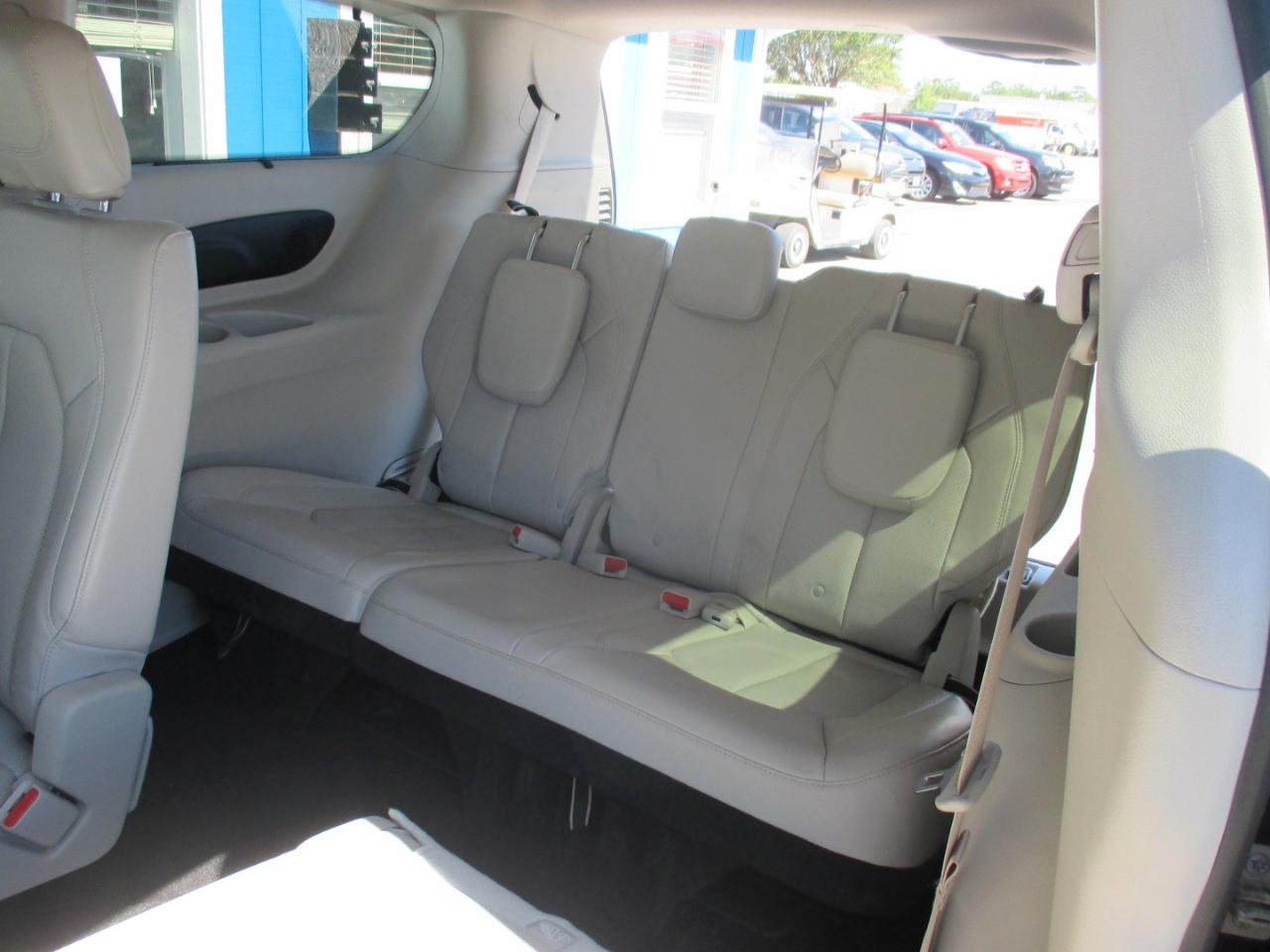 Chrysler Pacifica Touring L 2019