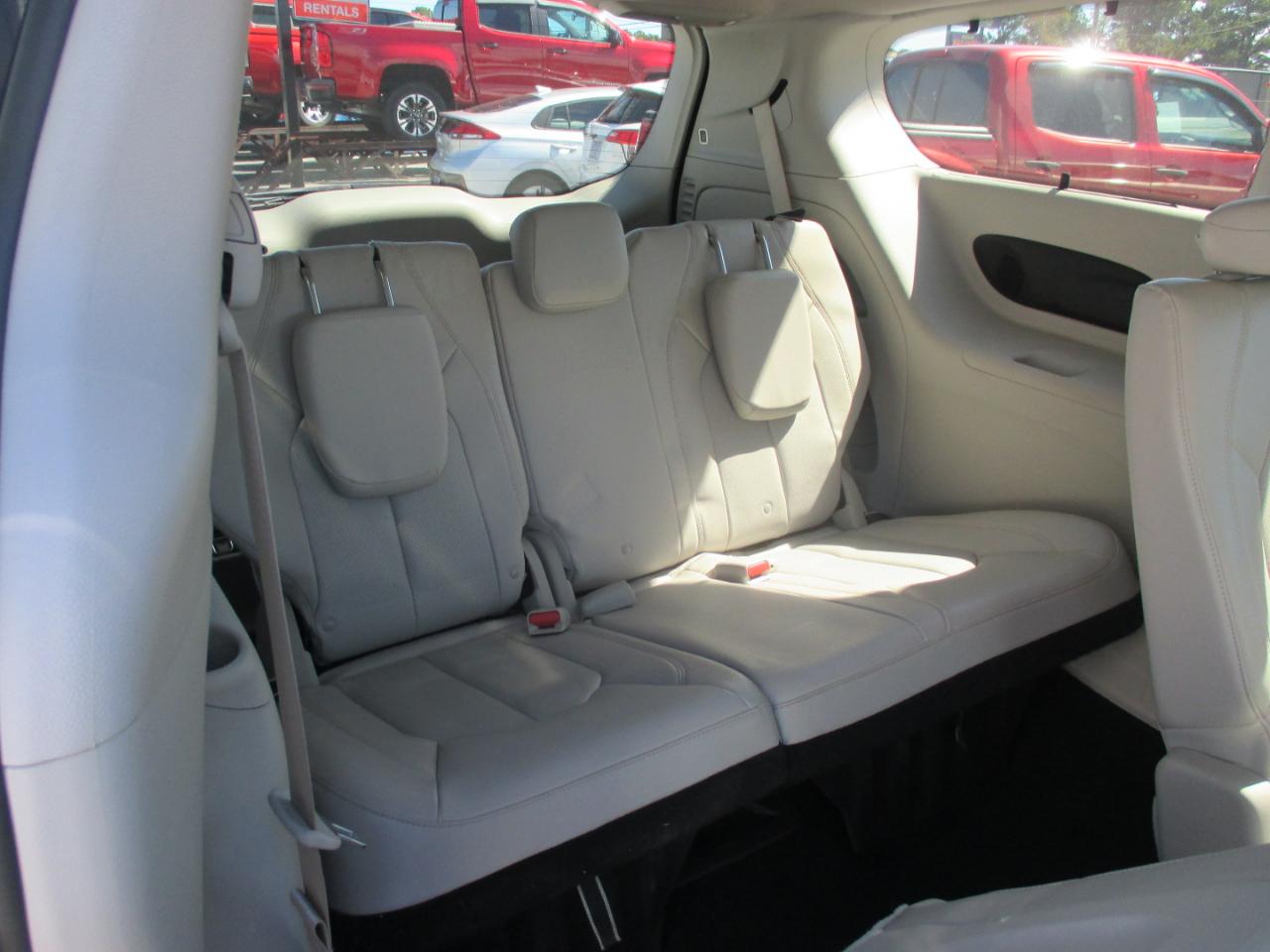 Chrysler Pacifica Touring L 2019