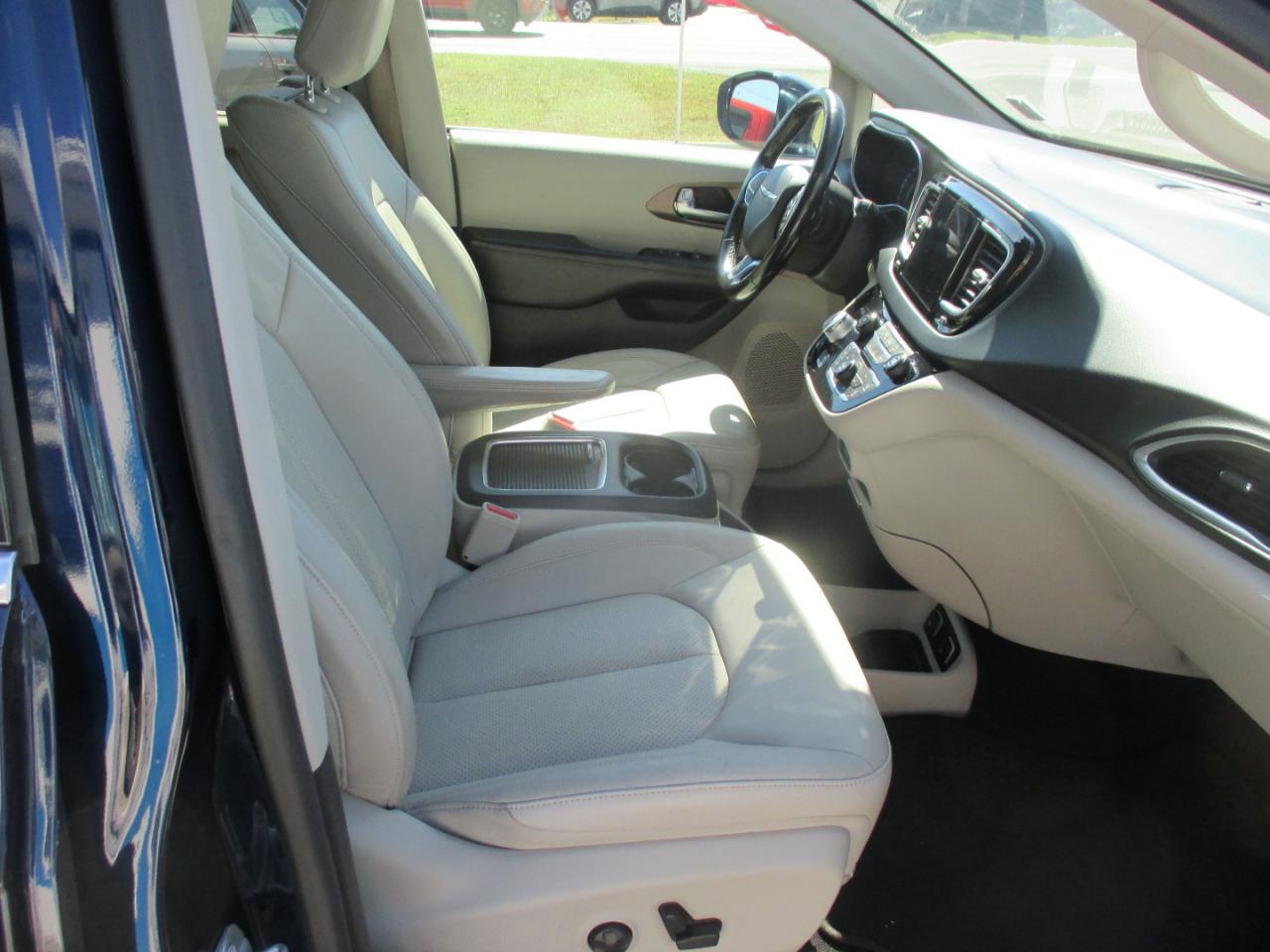 Chrysler Pacifica Touring L 2019