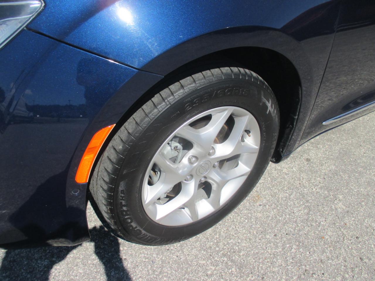 Chrysler Pacifica Touring L 2019