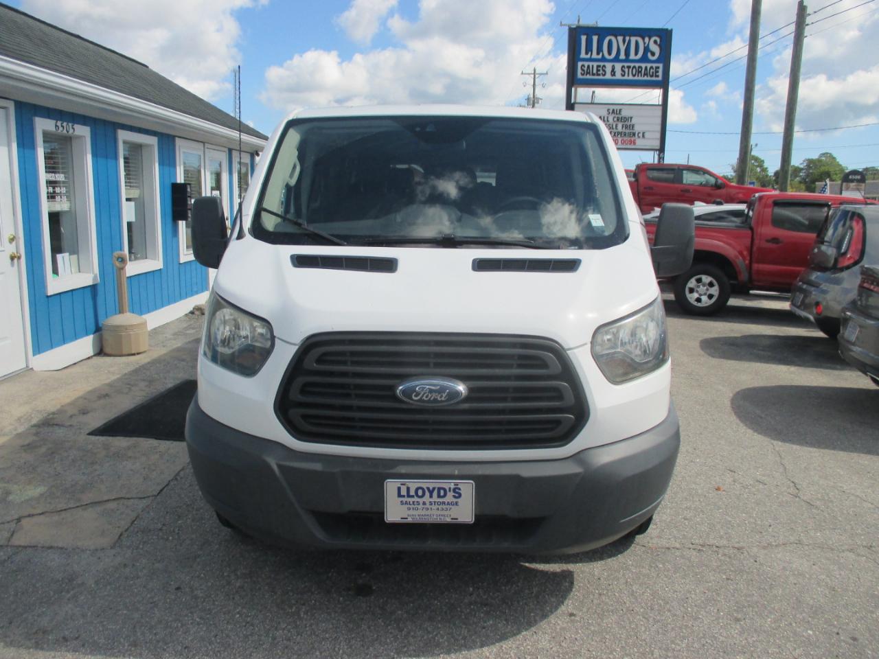 Ford Transit Passenger Wagon T-350 148" Low Roof XL Swing-Out RH Dr 2018