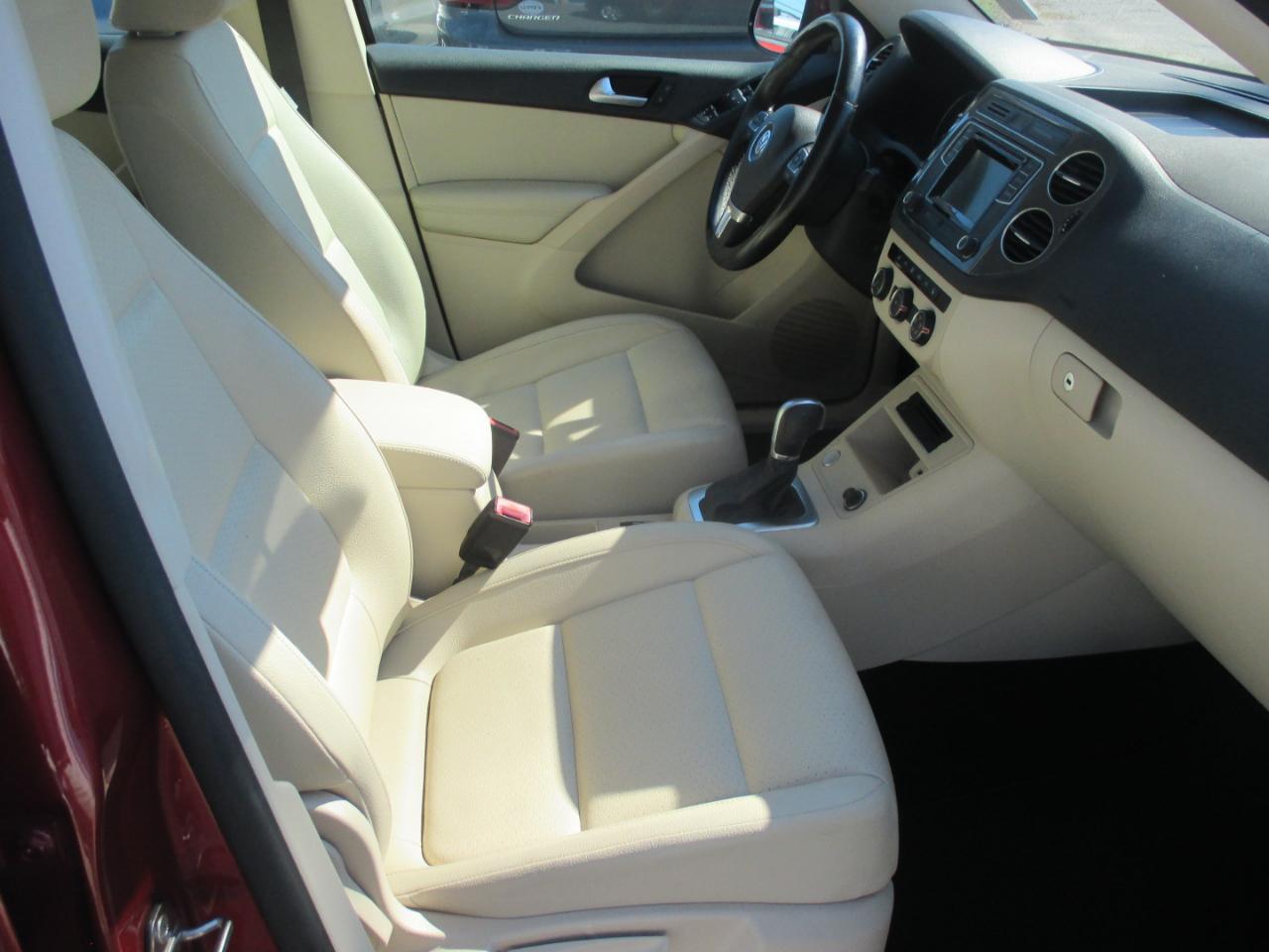 Volkswagen Tiguan  2016
