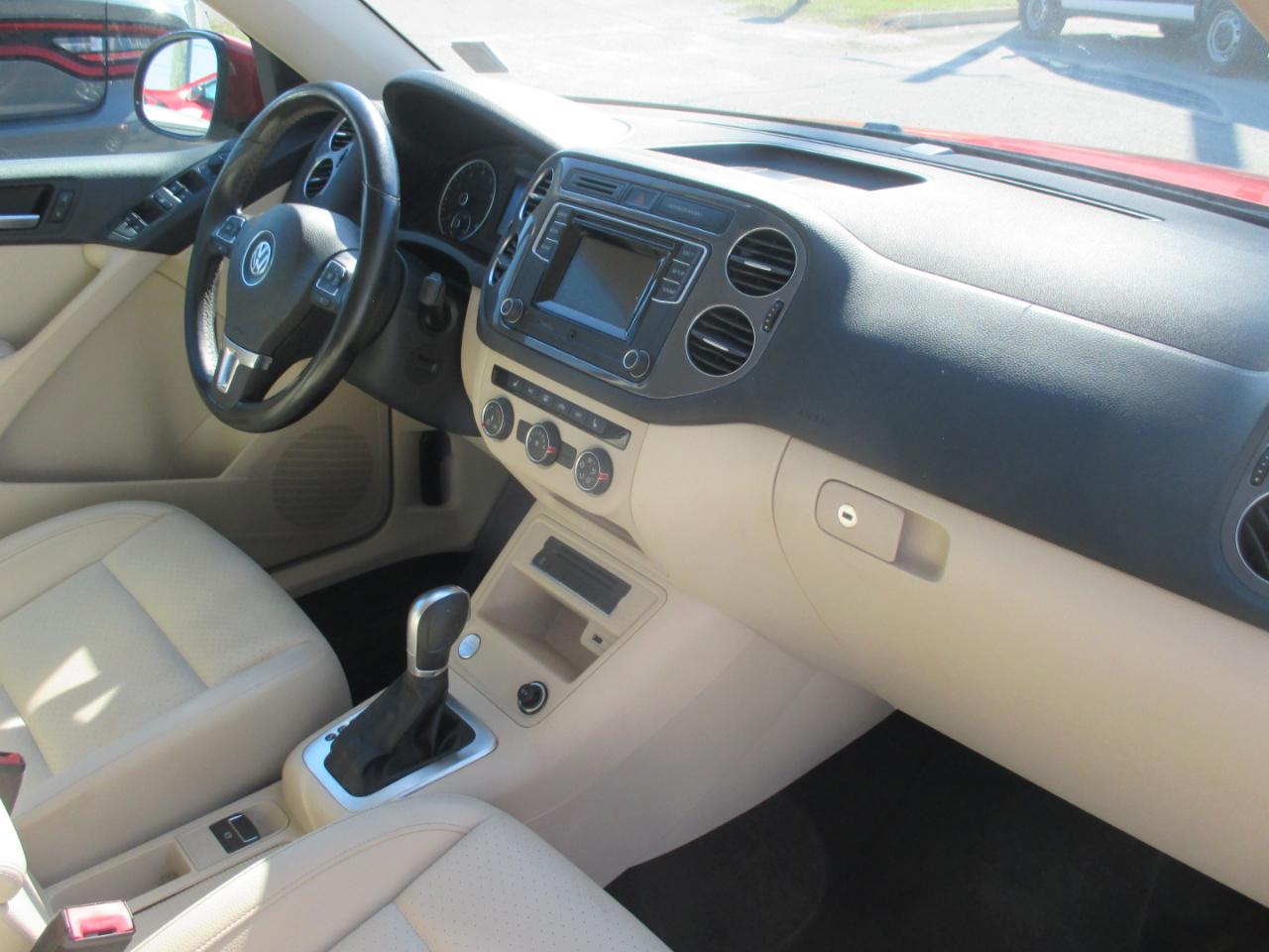 Volkswagen Tiguan  2016