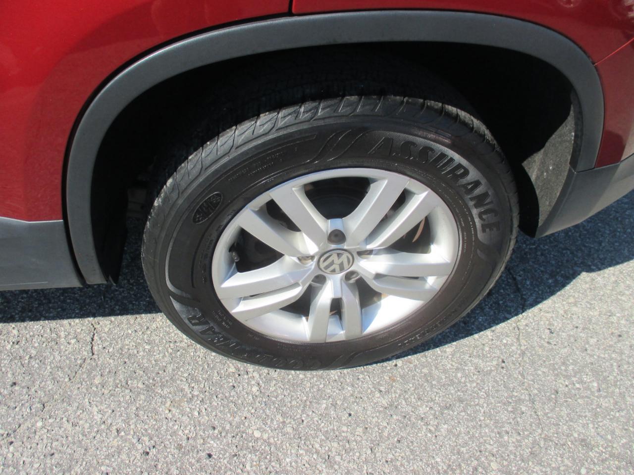 Volkswagen Tiguan  2016