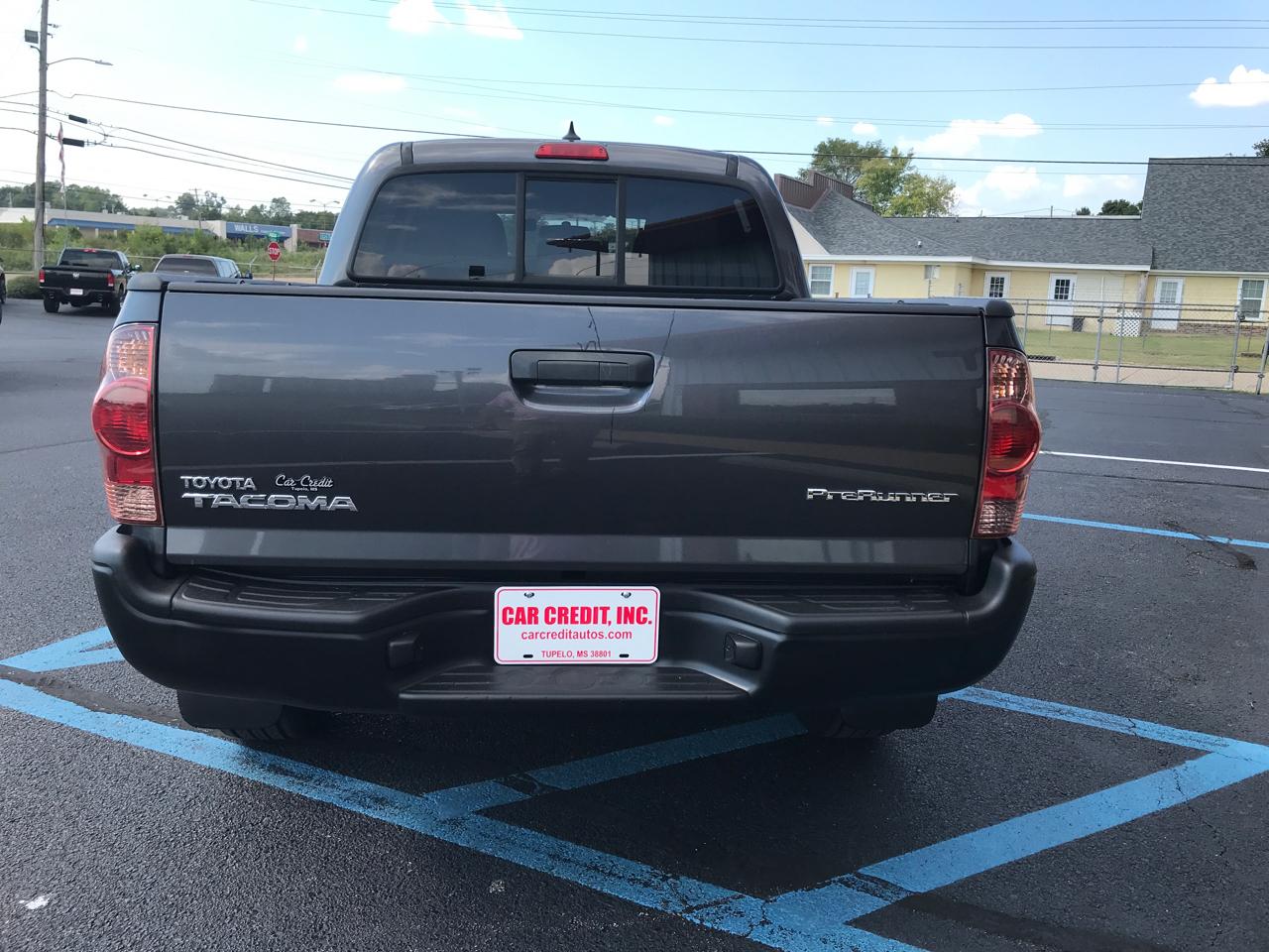 Toyota Tacoma PreRunner Double Cab Auto 2WD 2012