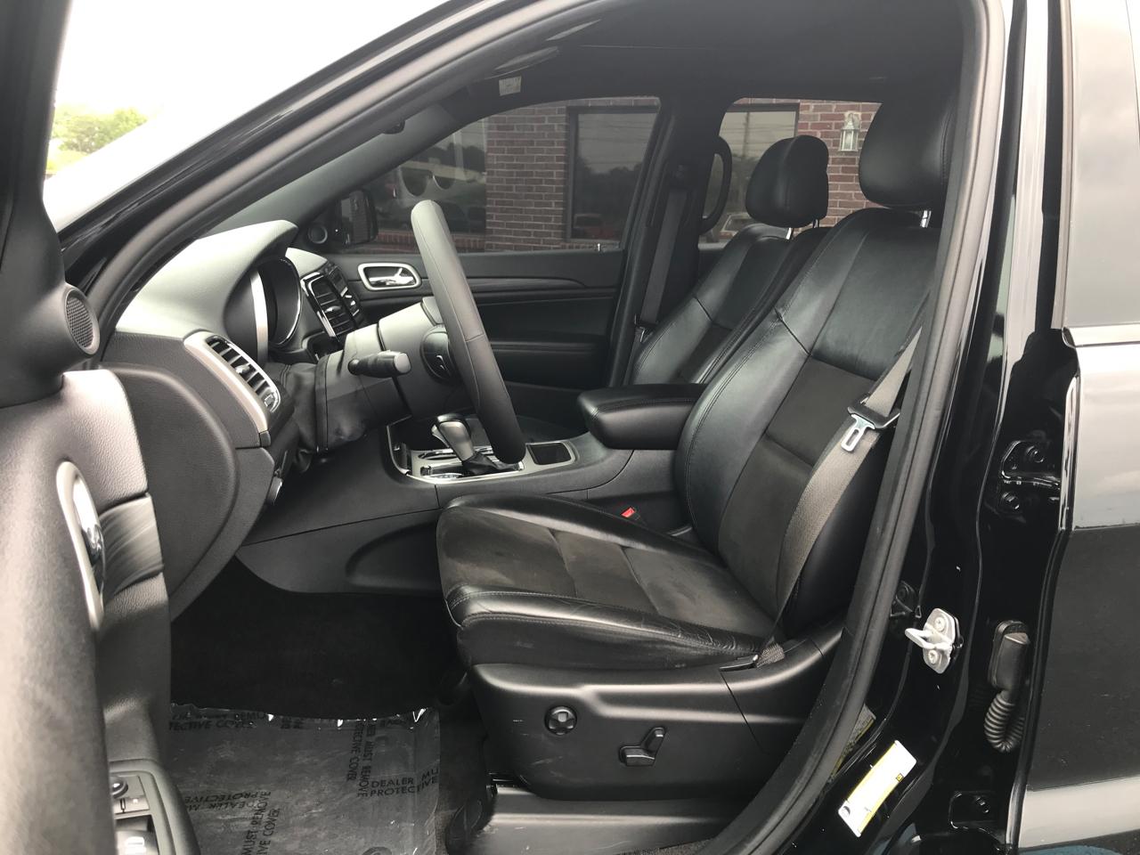 Jeep Grand Cherokee Laredo 4WD 2019