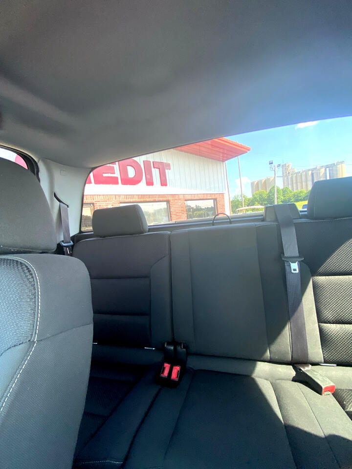 Chevrolet Silverado 1500 LT 2WD 2015 Chevrolet Silverado 1500 LT 2WD 2015