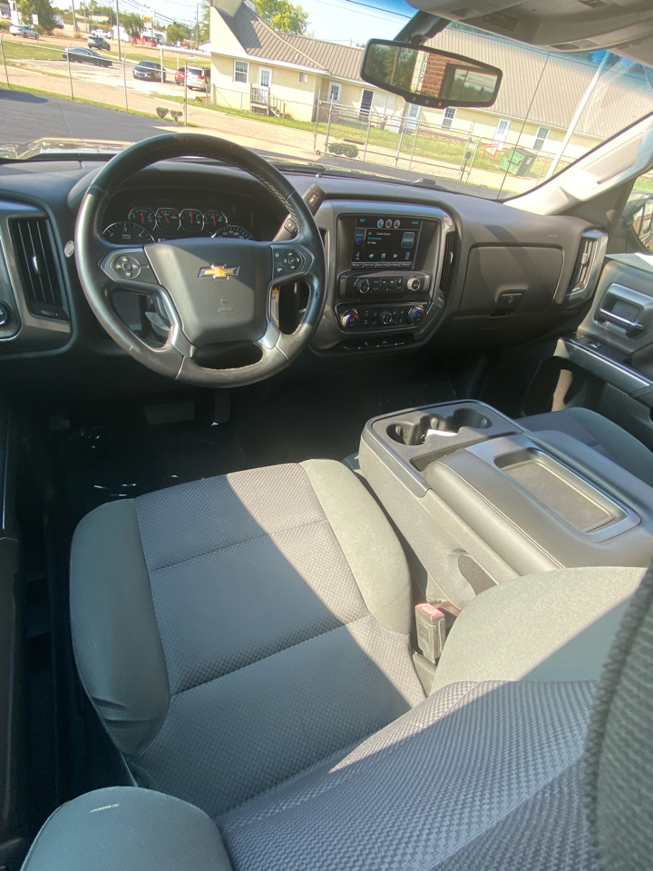 Chevrolet Silverado 1500 LT Crew Cab 4WD LWB 2015 Chevrolet Silverado 1500 LT Crew Cab 4WD LWB 2015