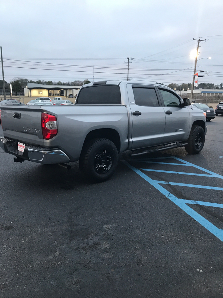 Toyota Tundra SR5 4.6L V8 CrewMax 2WD 2015