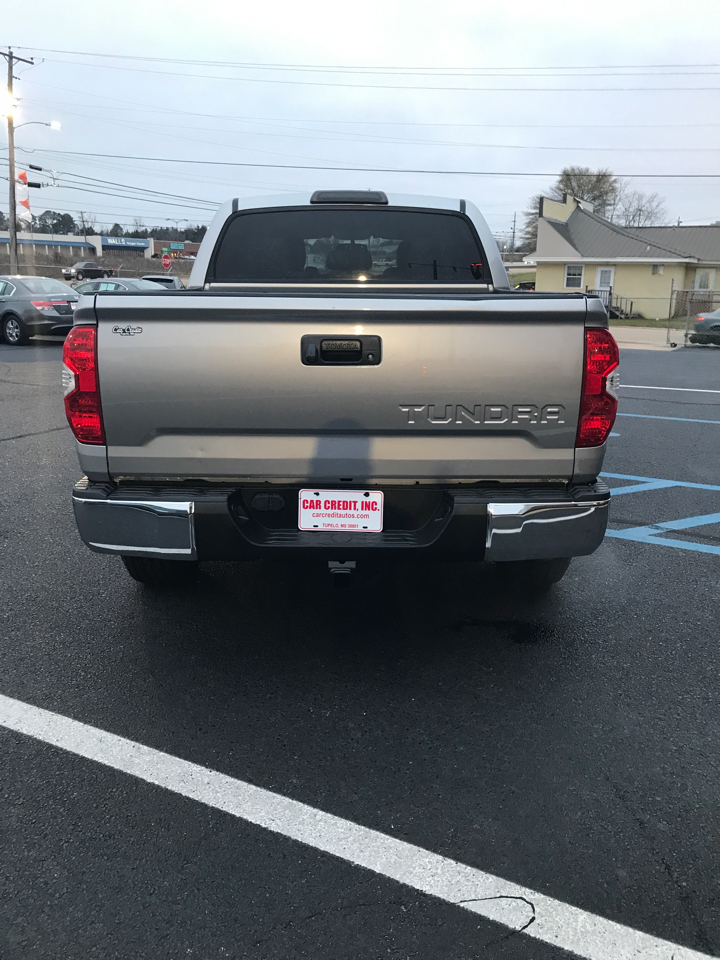 Toyota Tundra SR5 4.6L V8 CrewMax 2WD 2015