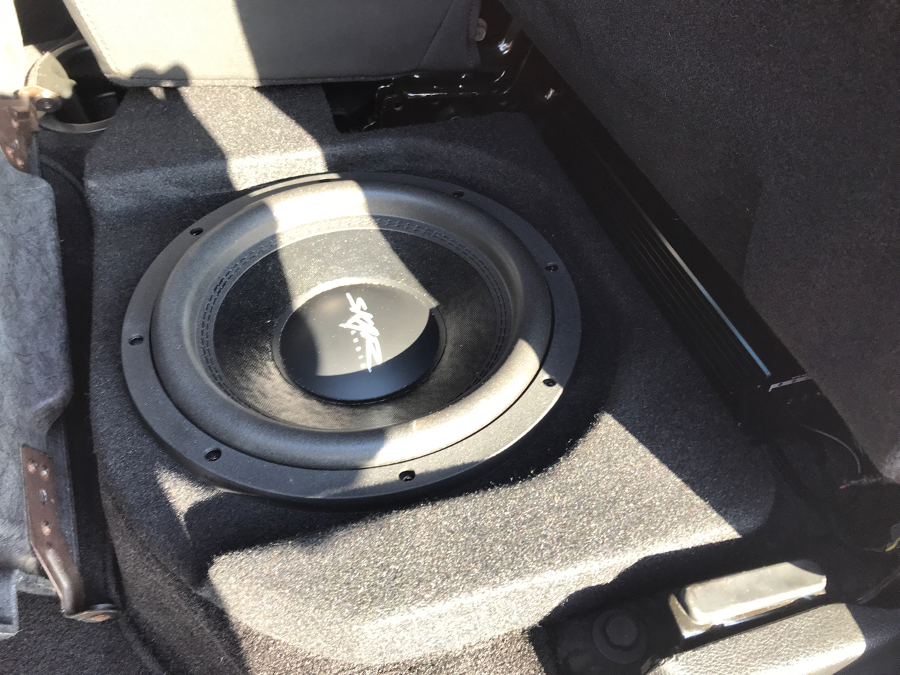 RAM 1500 Laramie Crew Cab SWB 2WD 2013