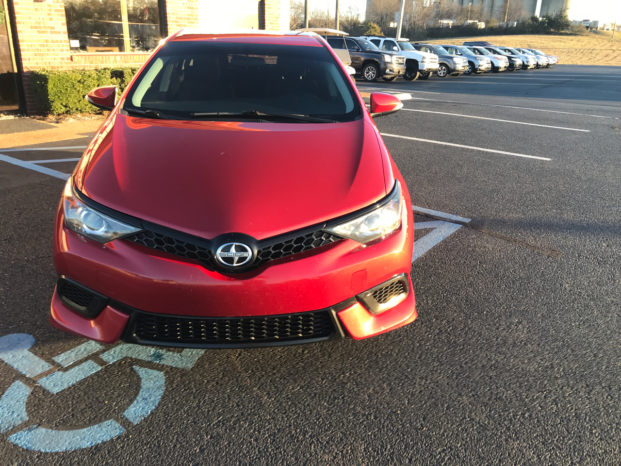 Scion iM 6M 2016