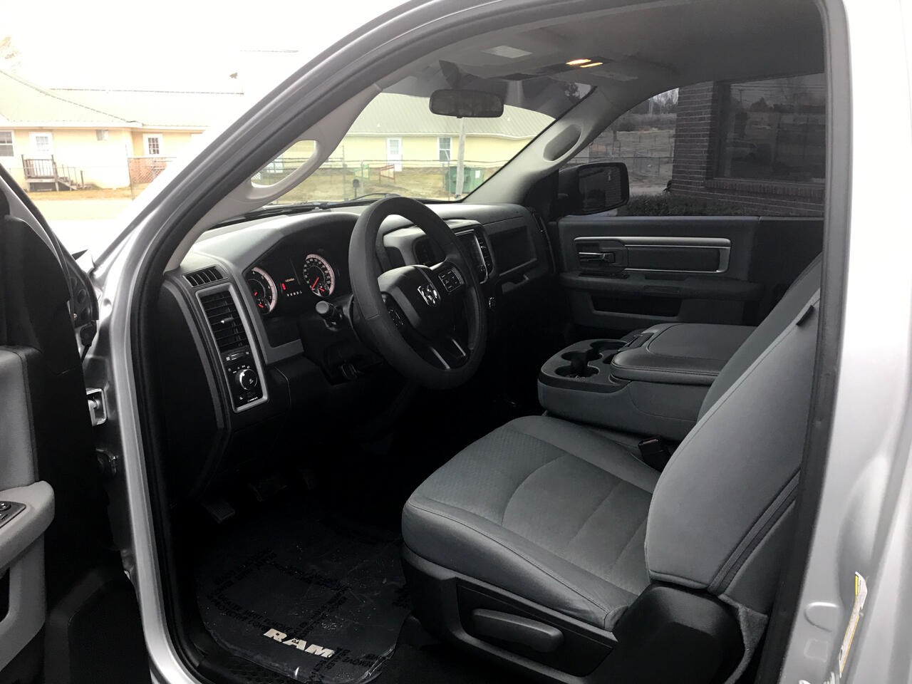 RAM 1500 Classic Tradesman Regular Cab SWB 2WD 2019