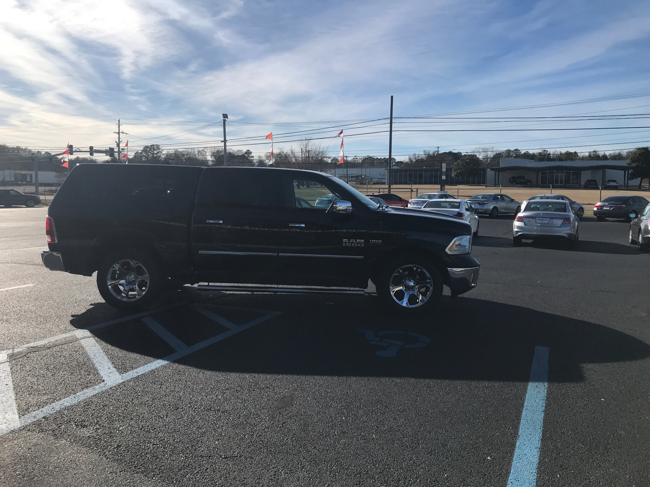RAM 1500 Laramie Crew Cab SWB 2WD 2016