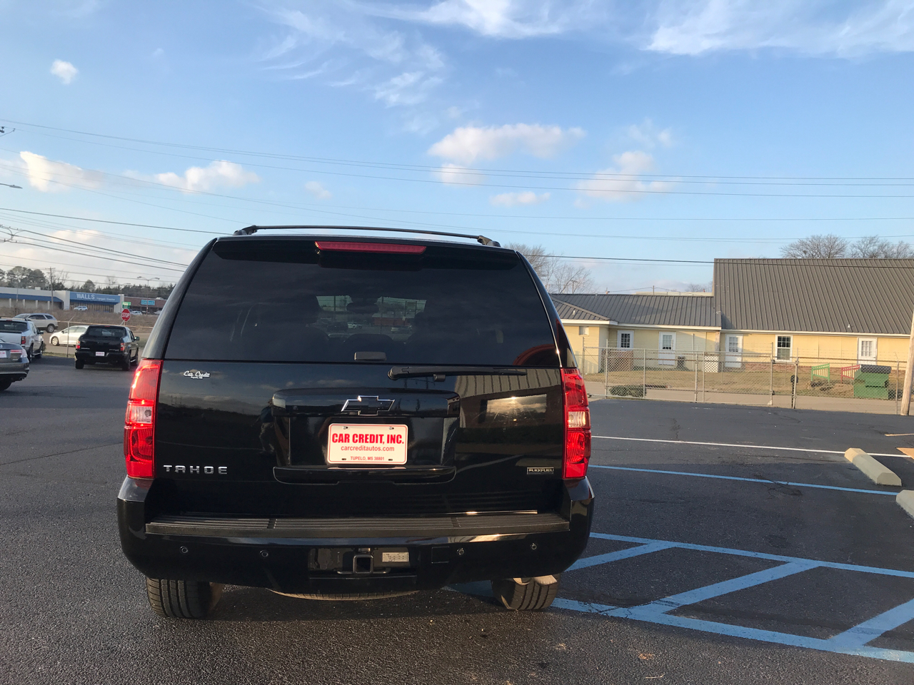 Chevrolet Tahoe LT 2WD 2011