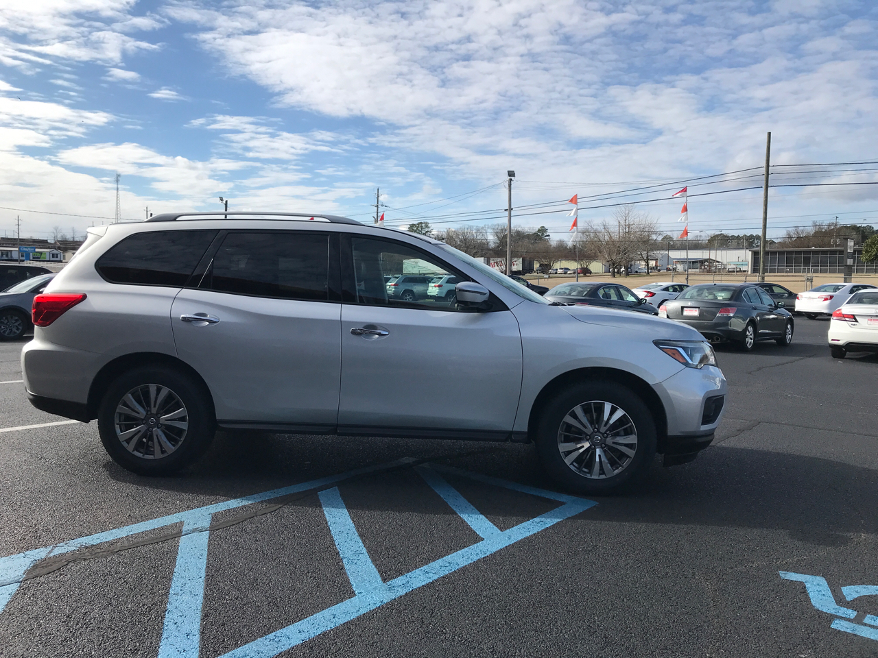 Nissan Pathfinder SL 4WD 2020