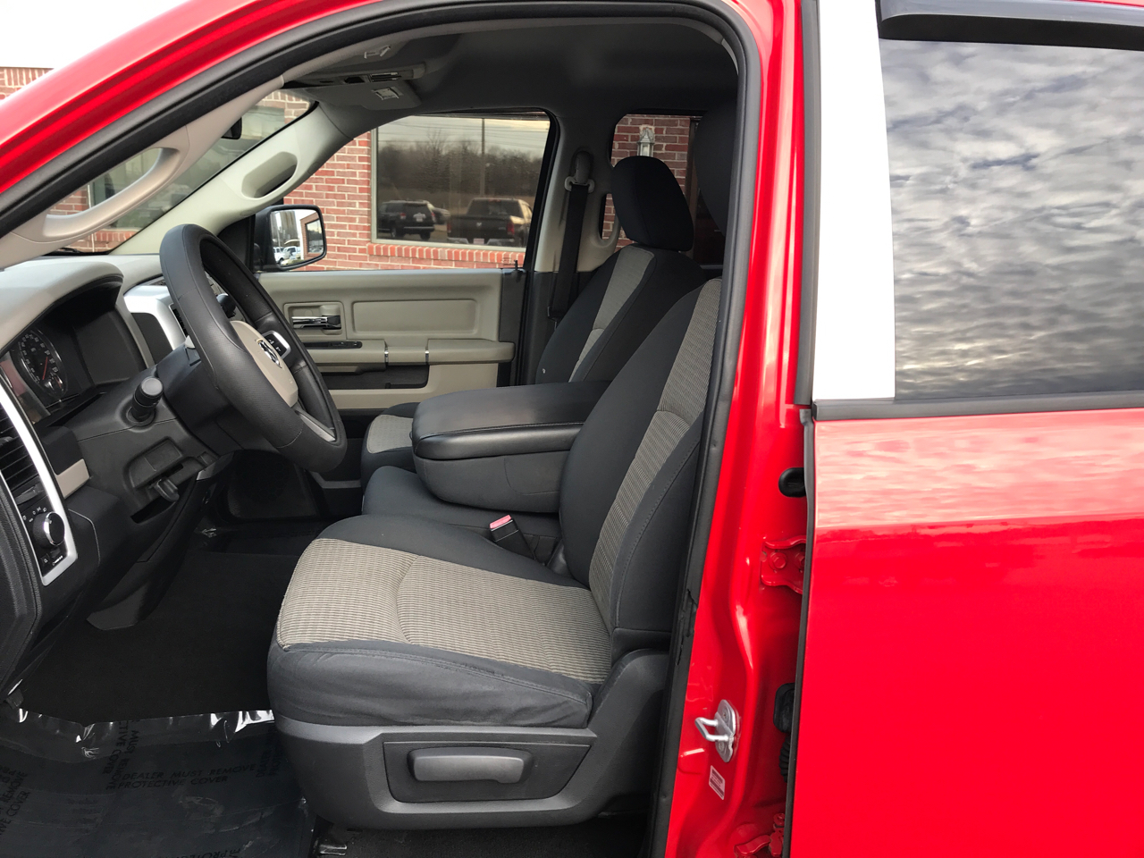 RAM 1500 Sport Quad Cab 2WD 2011