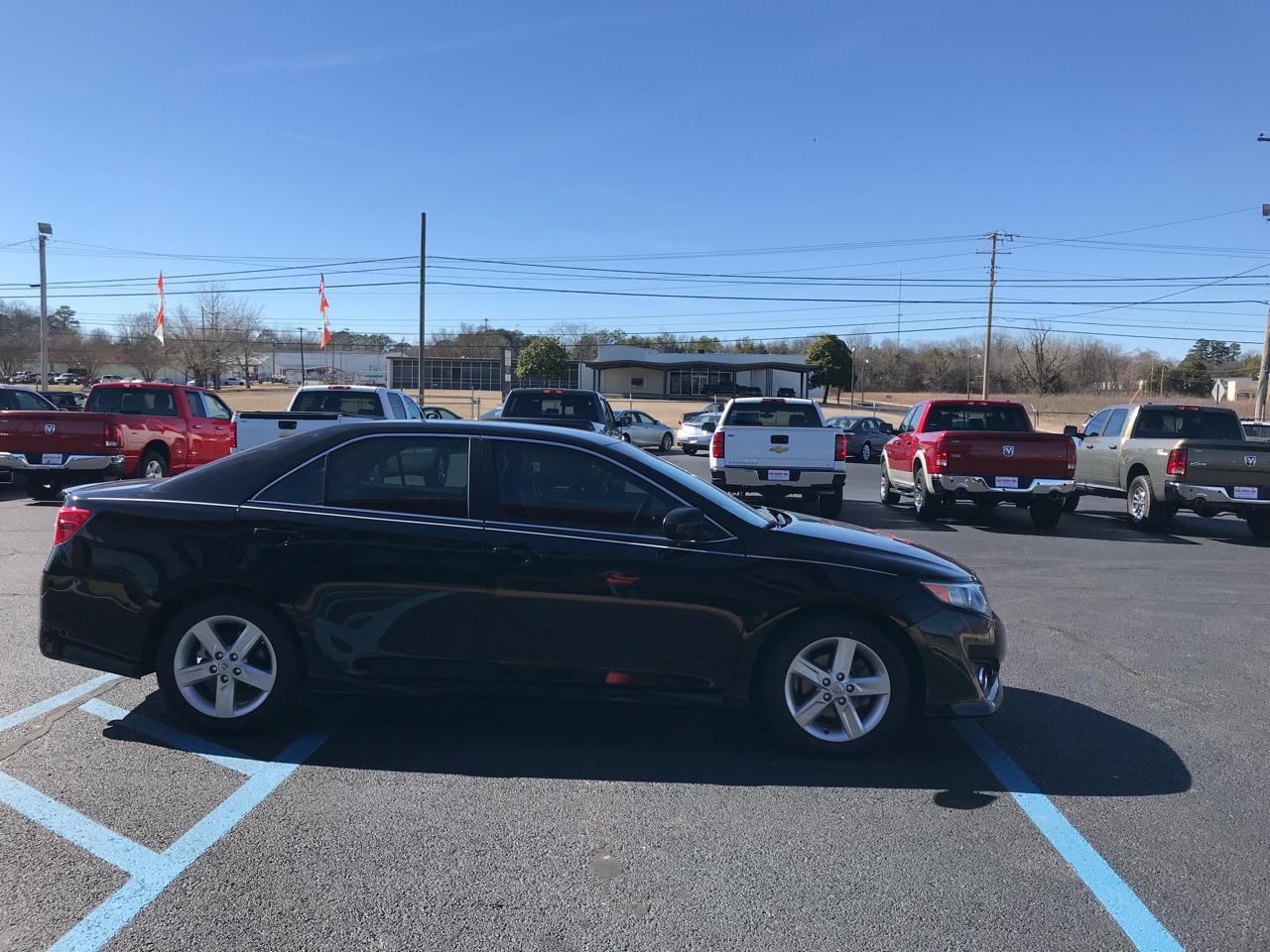 Toyota Camry XLE 2013