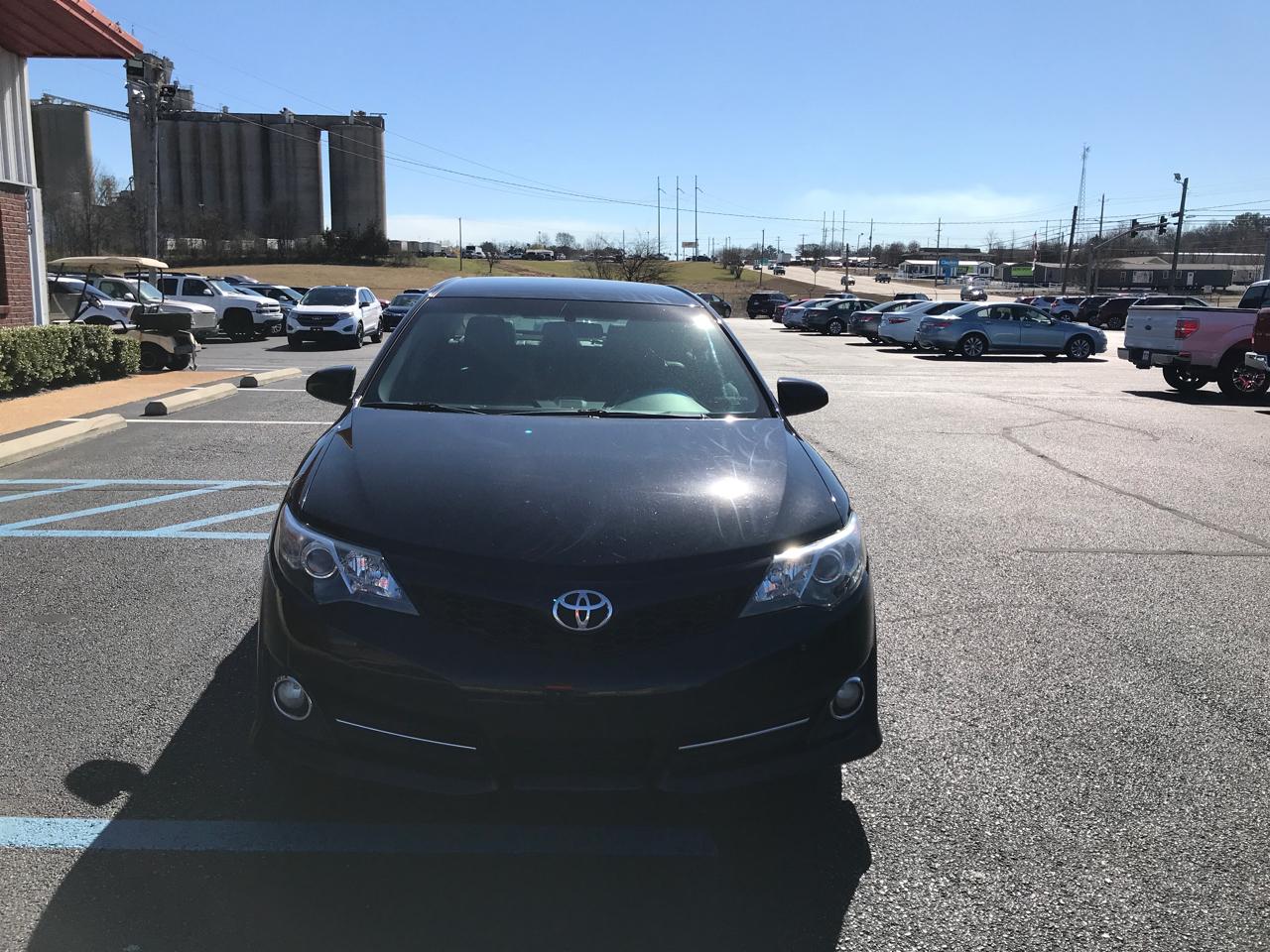 Toyota Camry XLE 2013