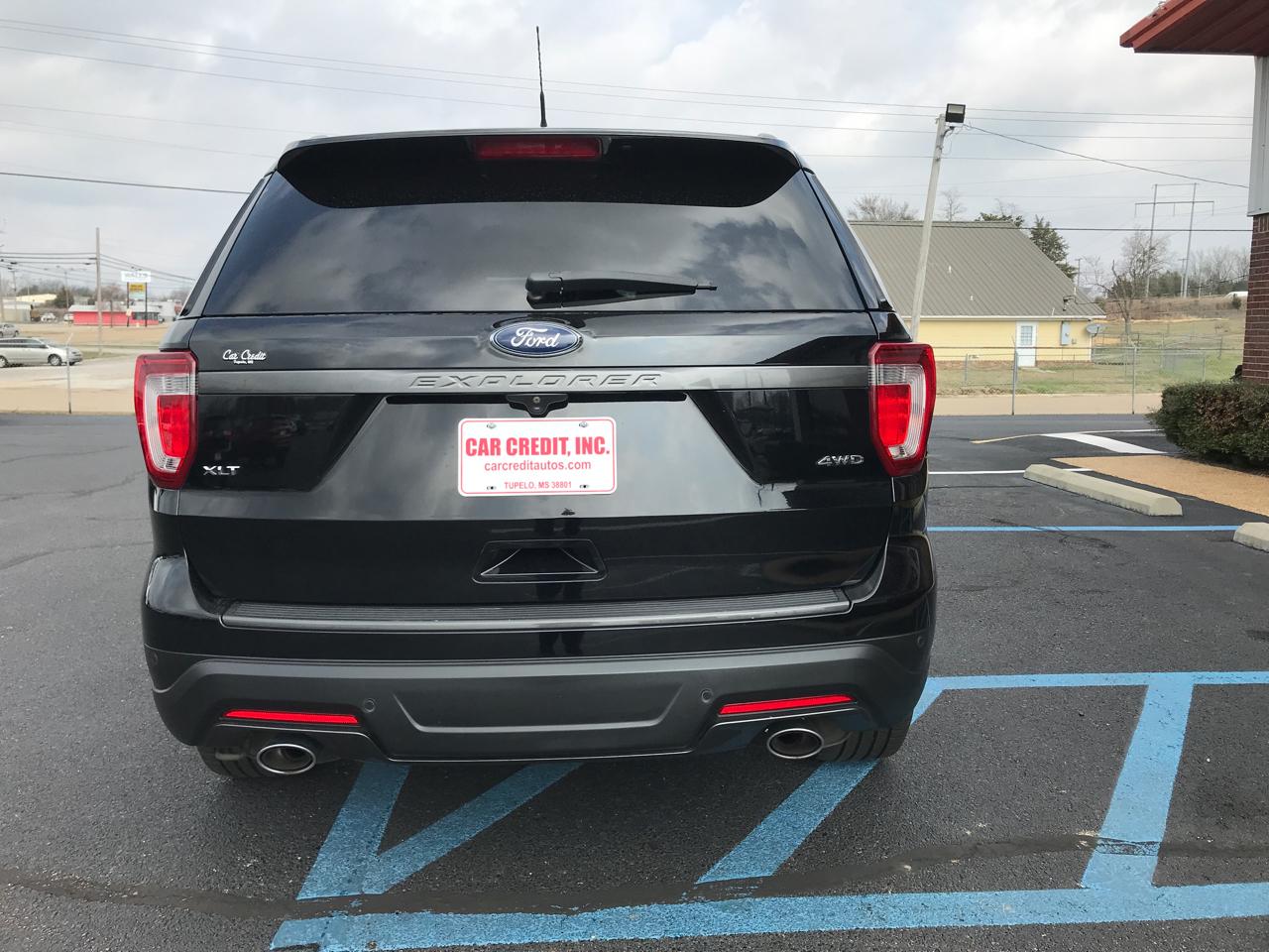 Ford Explorer XLT 4WD 2018