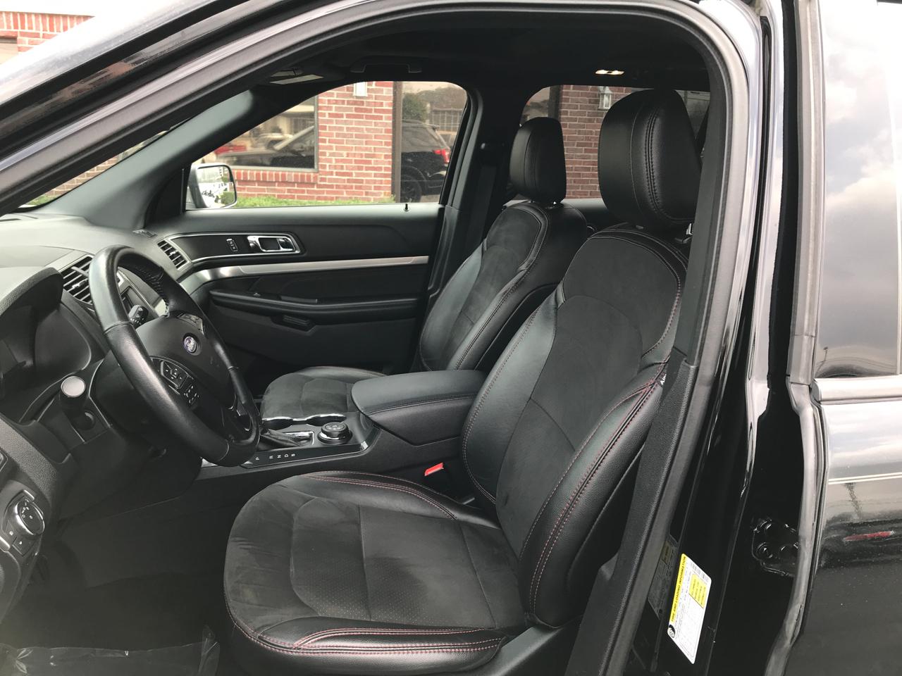 Ford Explorer XLT 4WD 2018