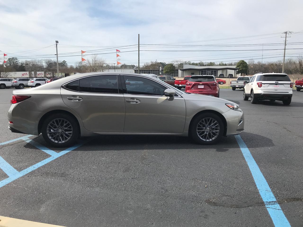 Lexus ES 350 Sedan 2018