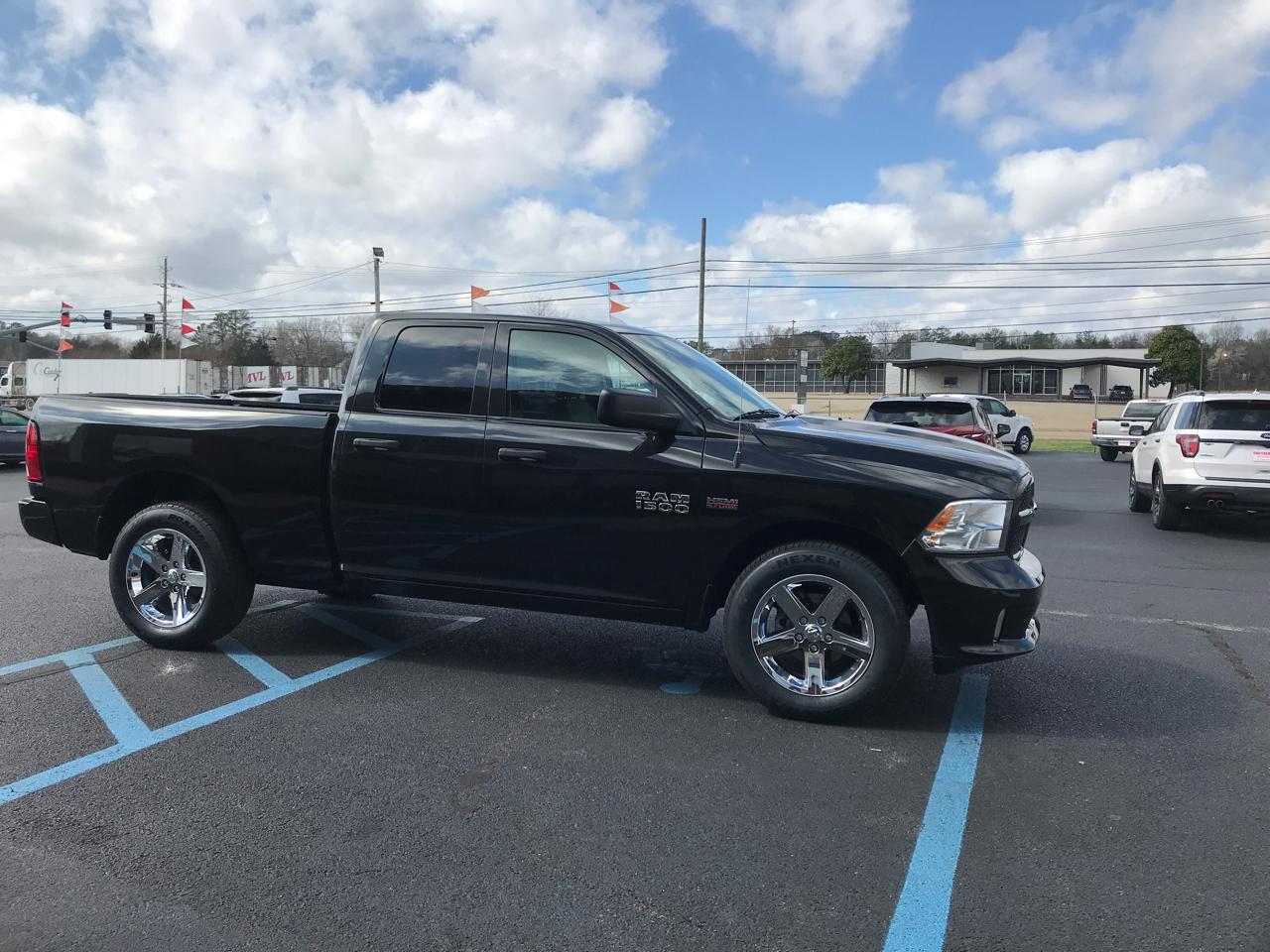 RAM 1500 Tradesman Quad Cab 2WD 2018