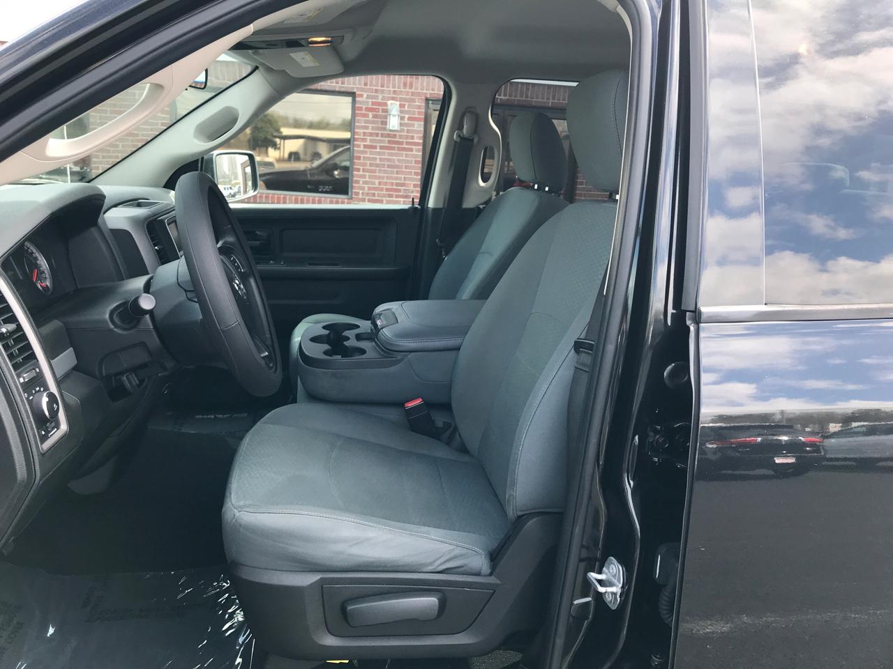 RAM 1500 Tradesman Quad Cab 2WD 2018