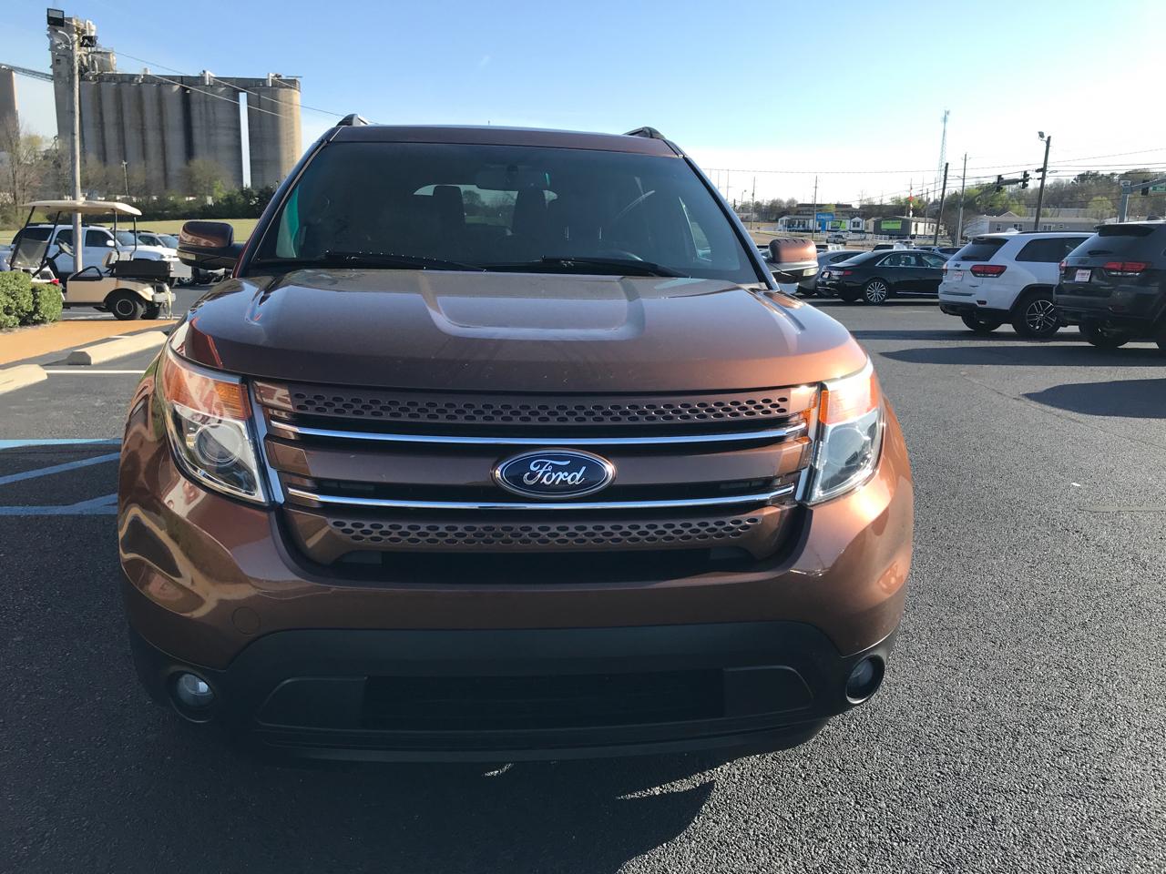 Ford Explorer Limited FWD 2012