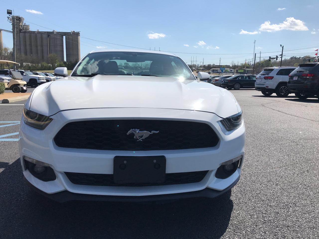 Ford Mustang EcoBoost Coupe 2015