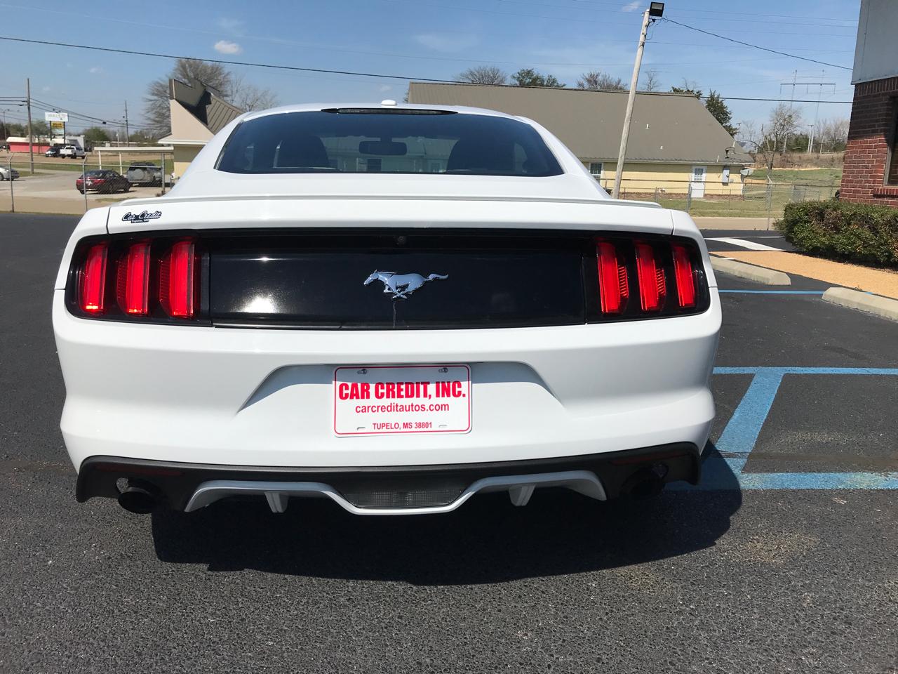 Ford Mustang EcoBoost Coupe 2015