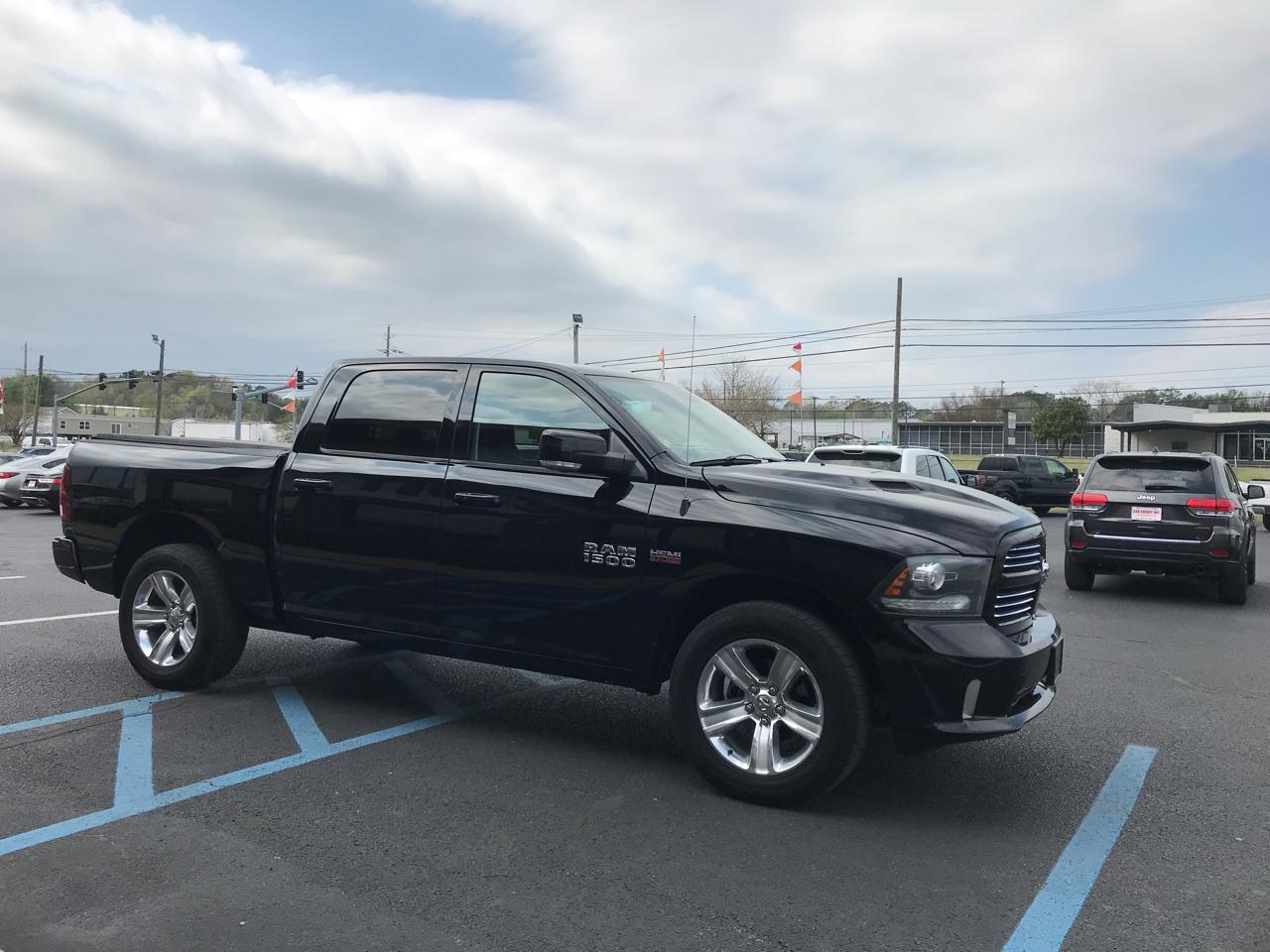RAM 1500 Sport Crew Cab SWB 4WD 2014