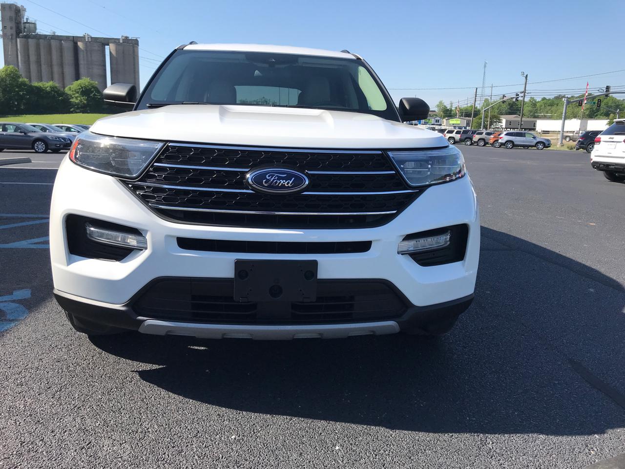 Ford Explorer XLT AWD 2021