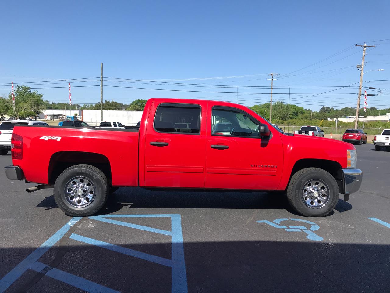 Chevrolet Silverado 1500 LT Crew Cab 4WD 2013