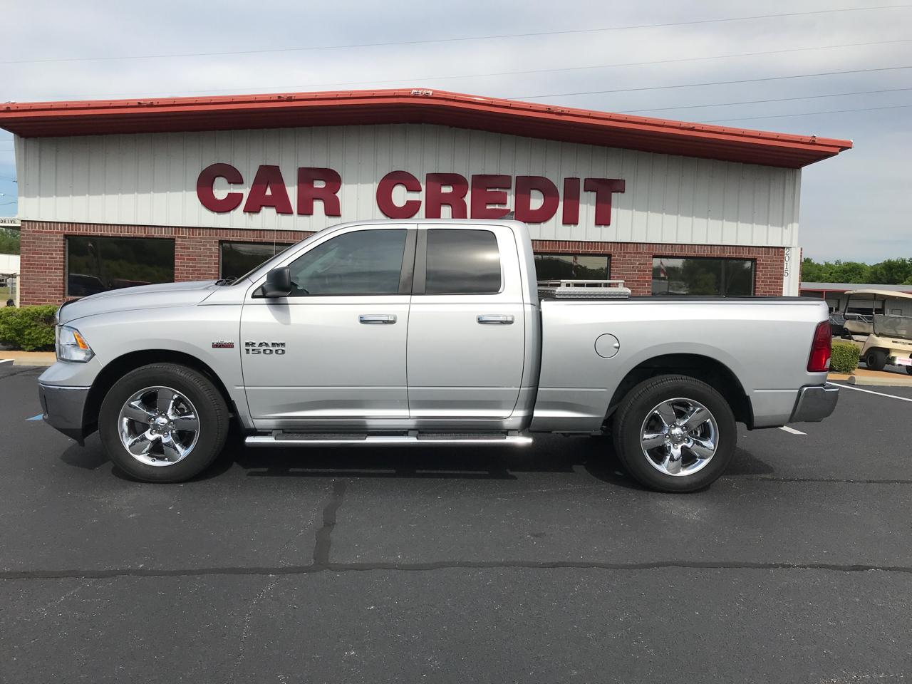 RAM 1500 SLT Quad Cab 2WD 2015